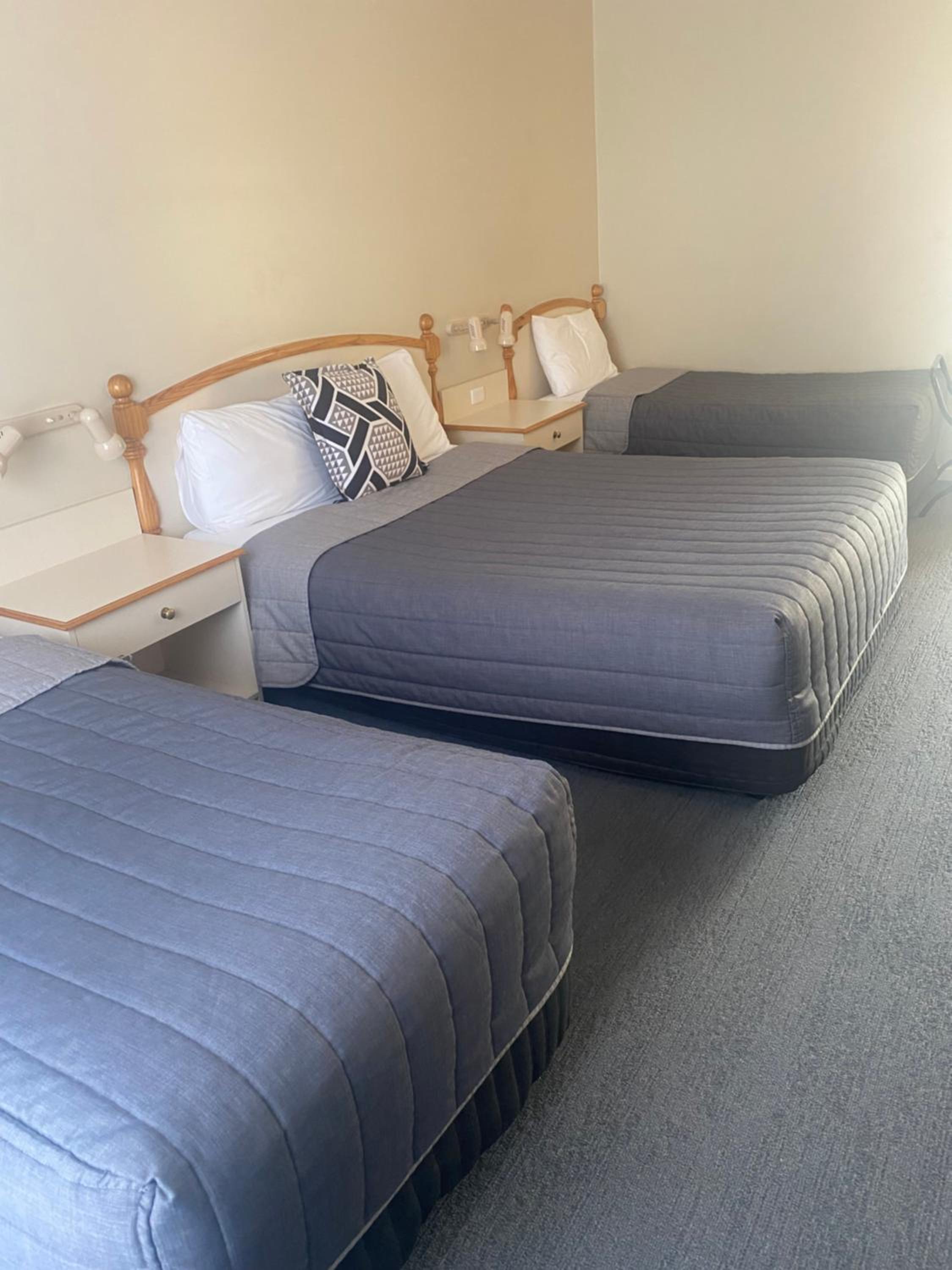 Standard Quadruple Room - Photo 2