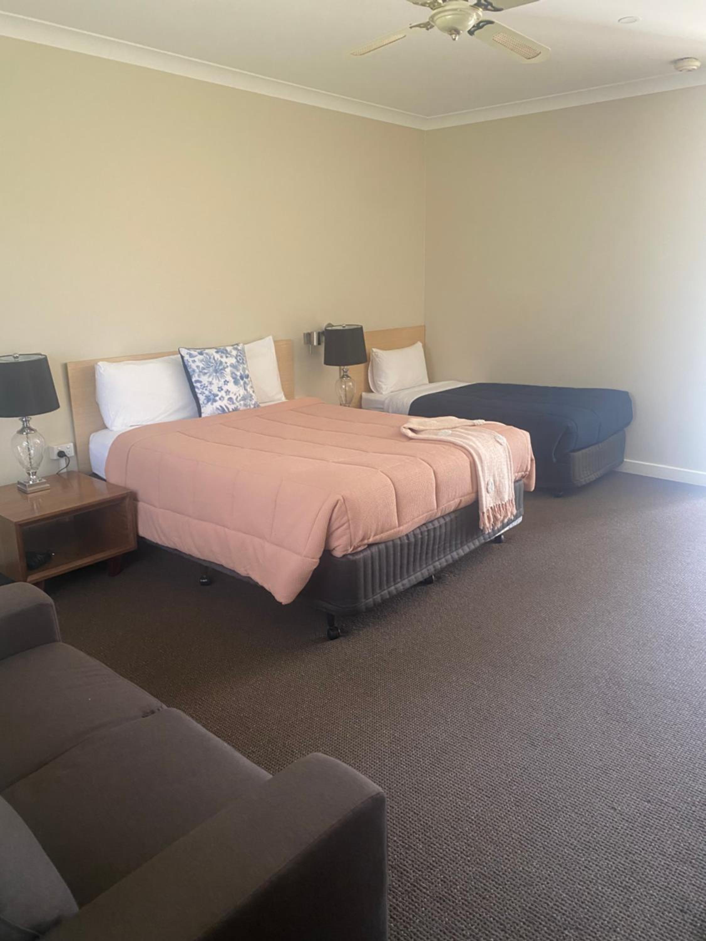 Deluxe Triple Room - Photo 2