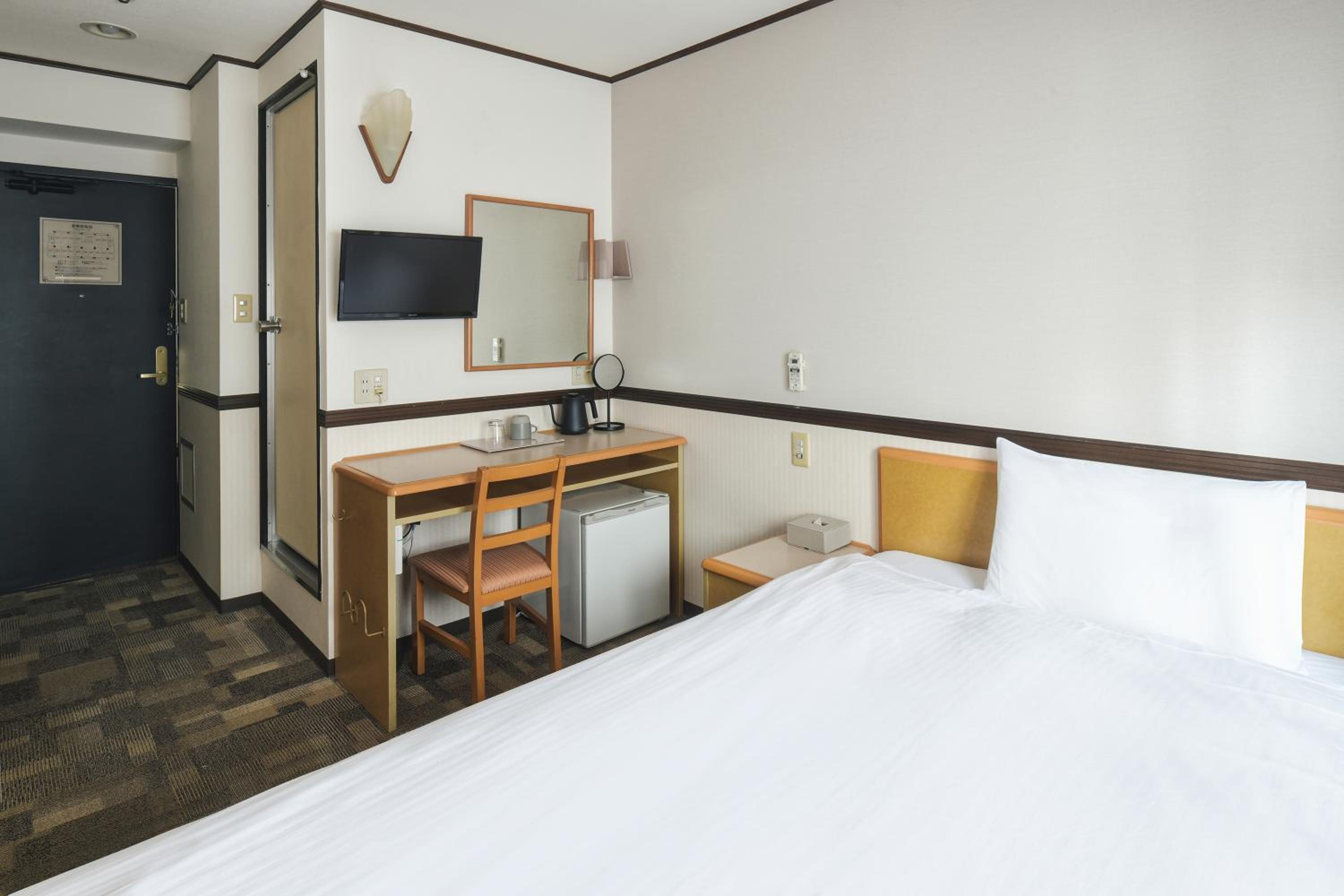 Standard Double Room - Smoking photo 1