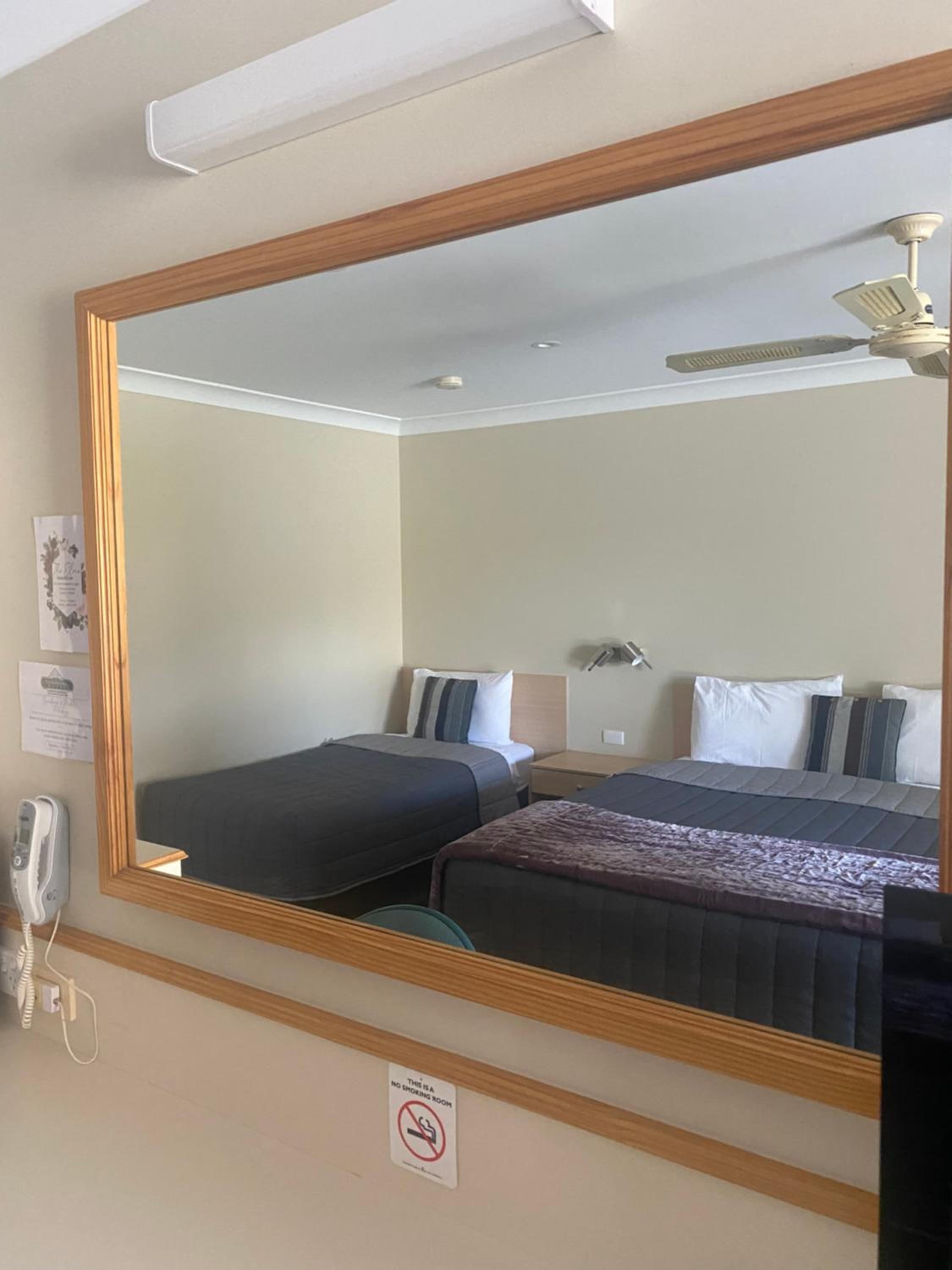 Triple Room with Bath - Photo 4