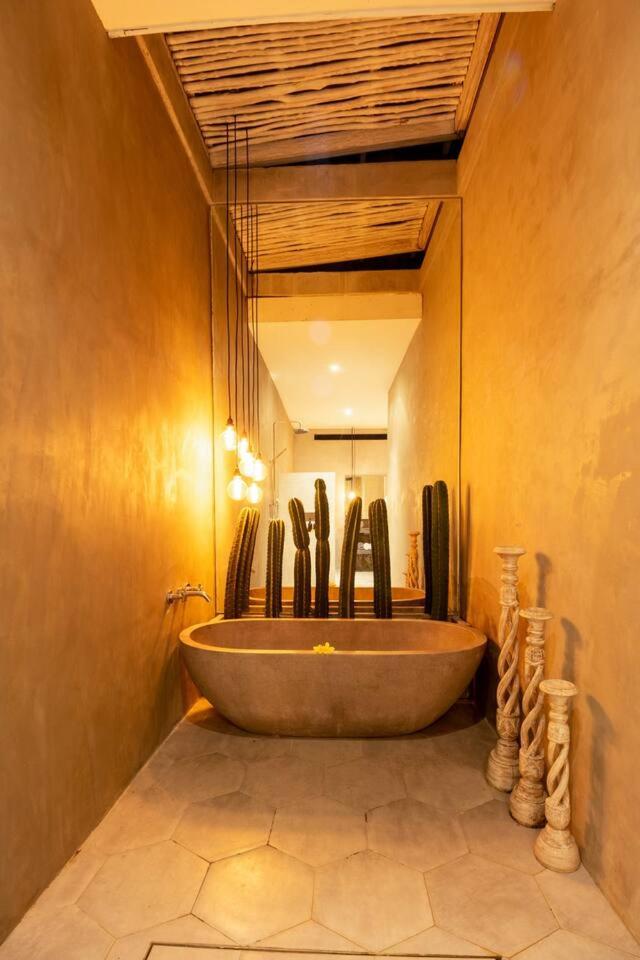 Villa photo 2