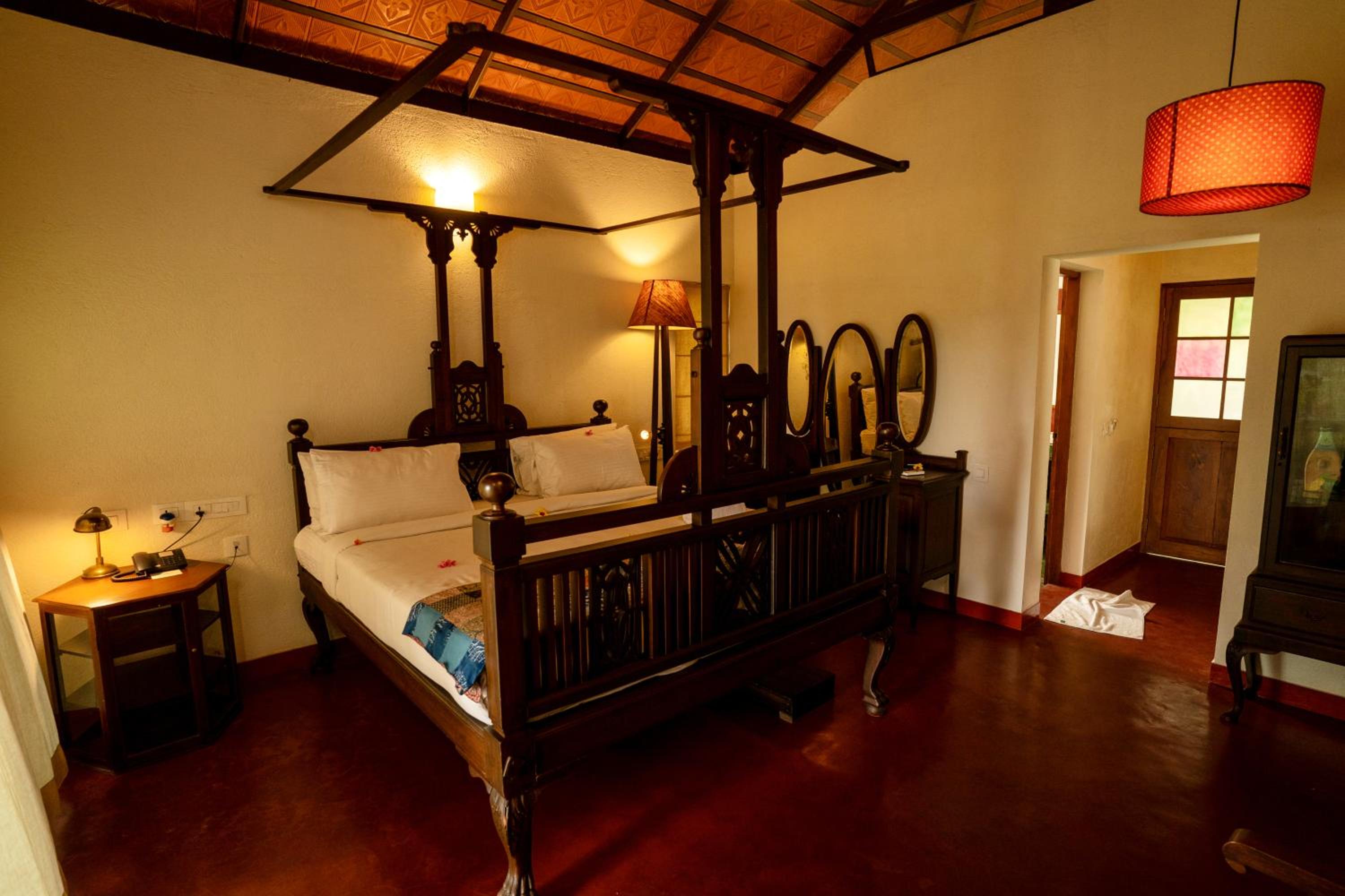 Deluxe Double or Twin Room with River View - Photo 6