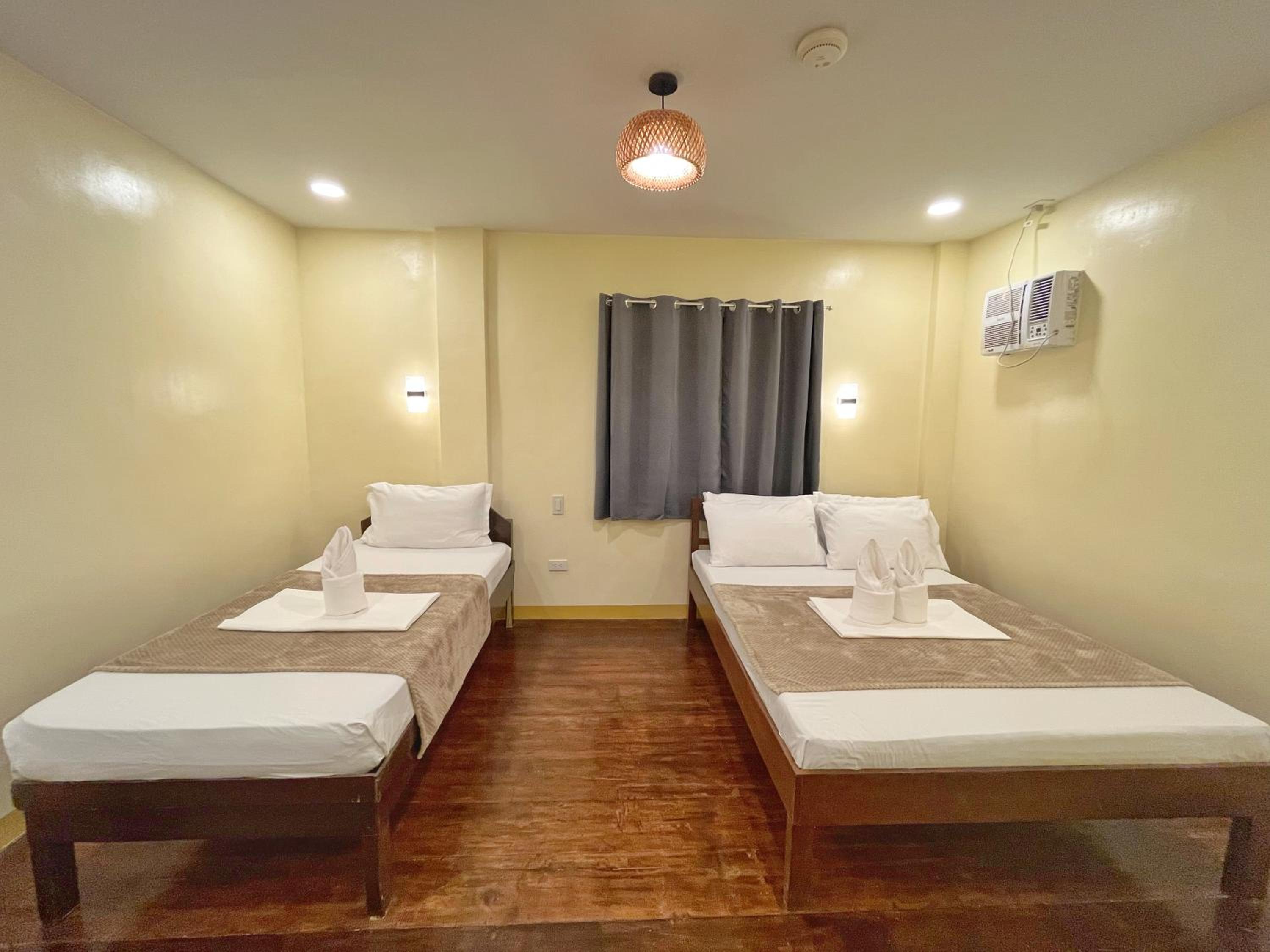 Deluxe Family Room - Photo 6