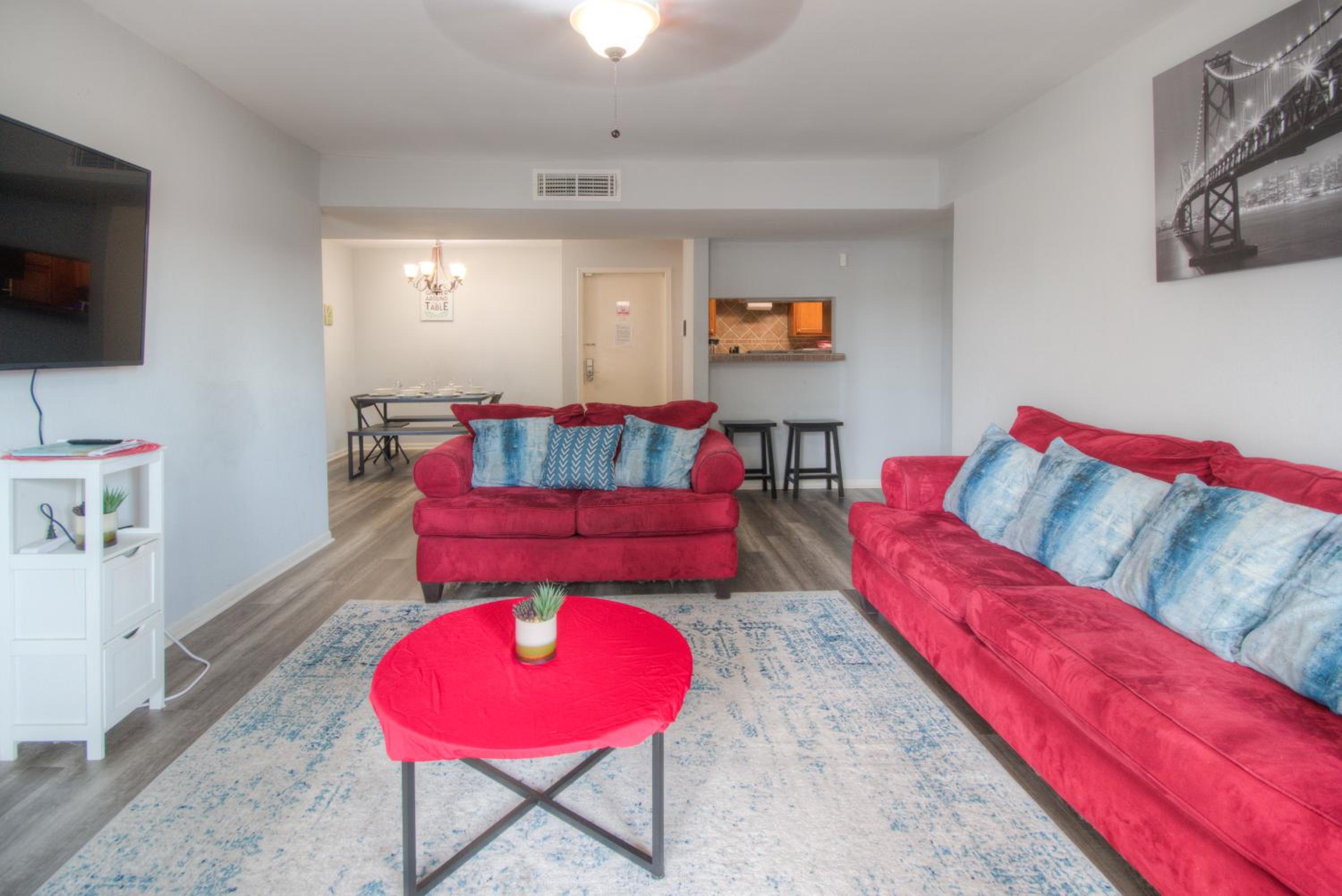 Three-Bedroom Apartment - Photo 2