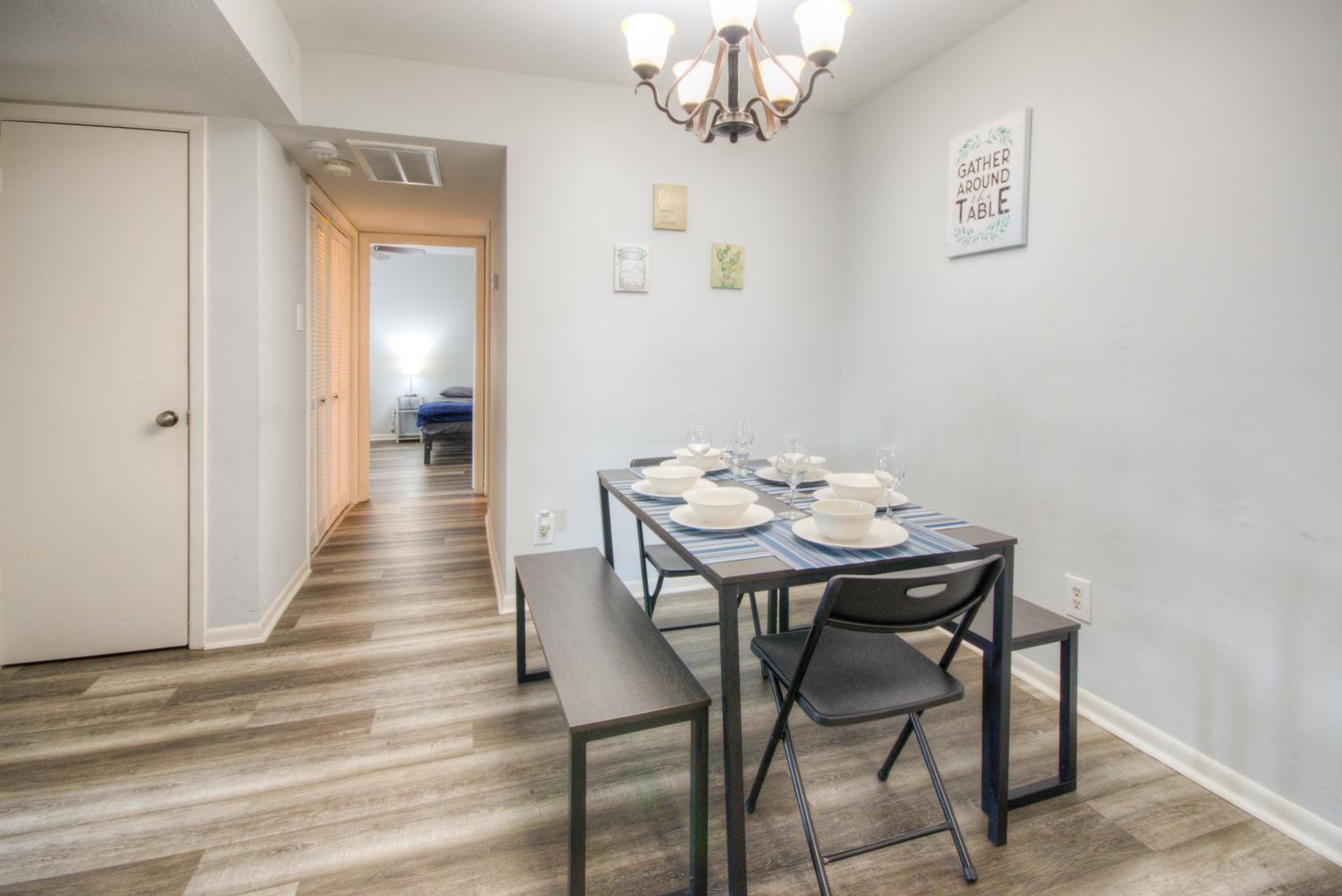 Three-Bedroom Apartment - Photo 6
