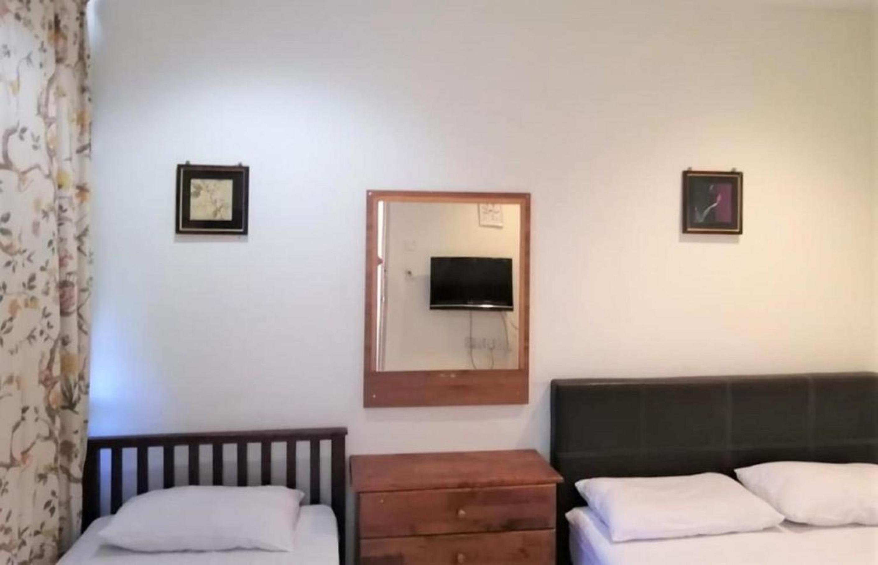 Deluxe Triple Room - Photo 3