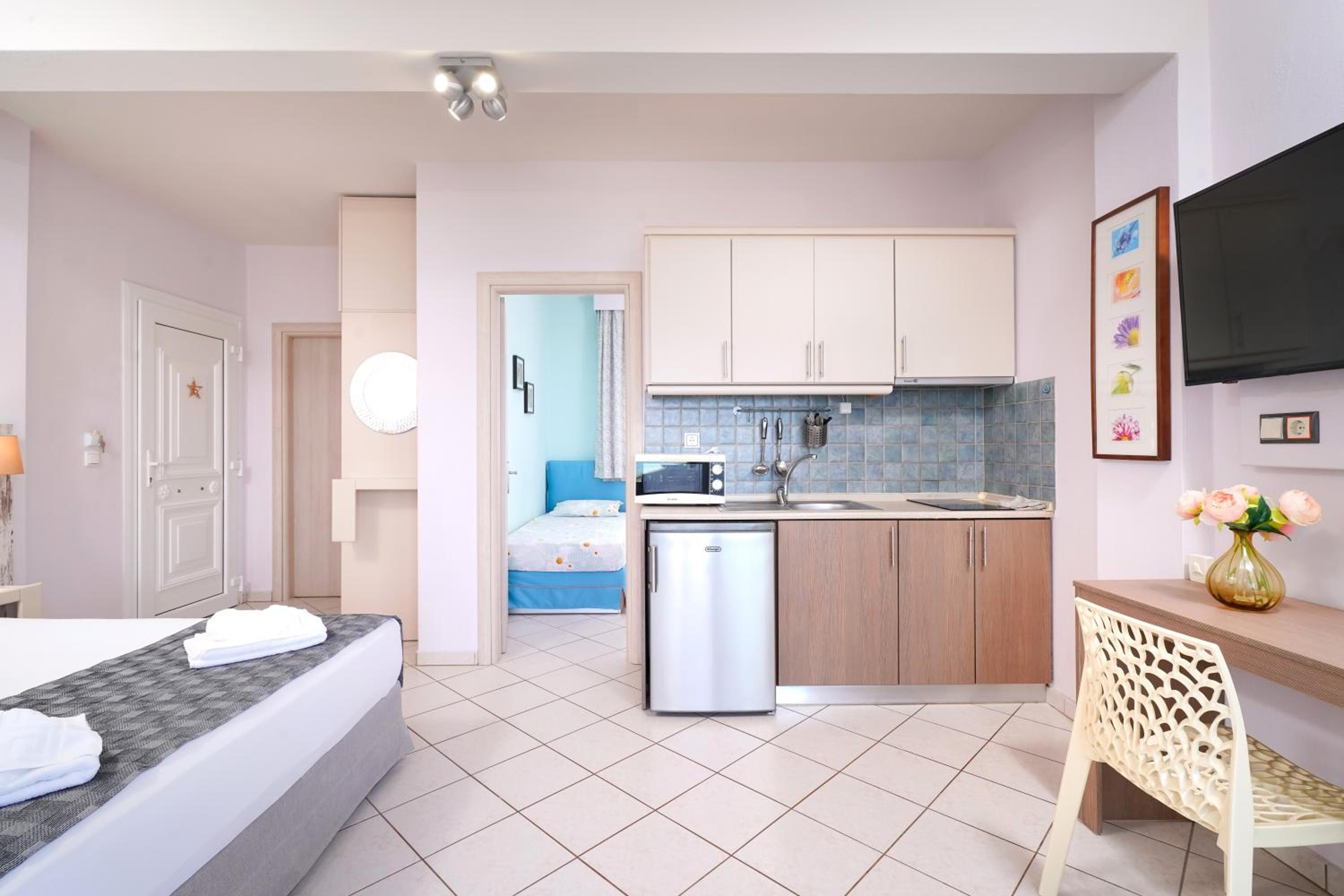 Family Studio with Sea View photo 1