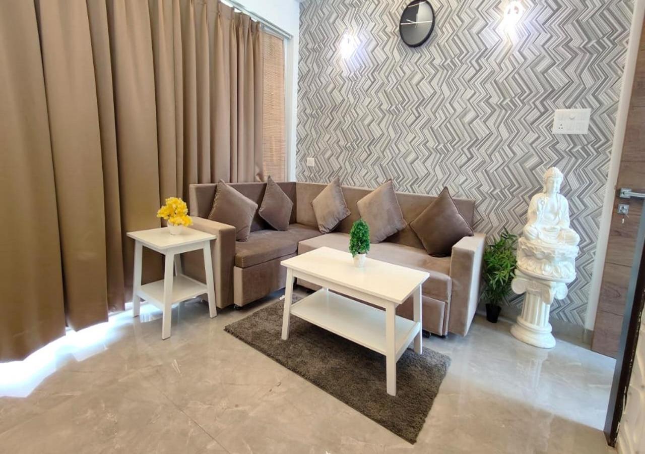Deluxe King Room - Photo 36