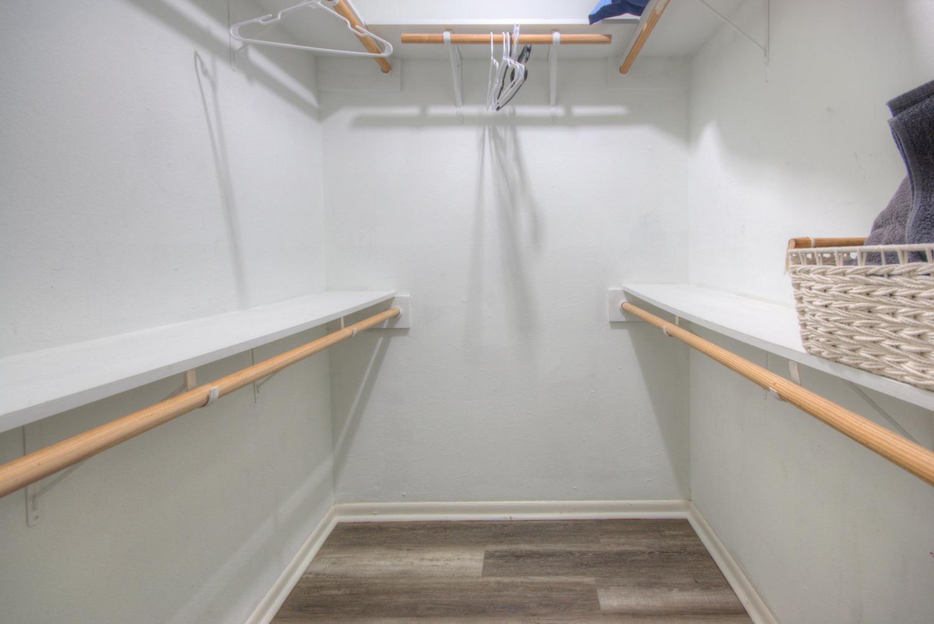 Three-Bedroom Apartment - Photo 17