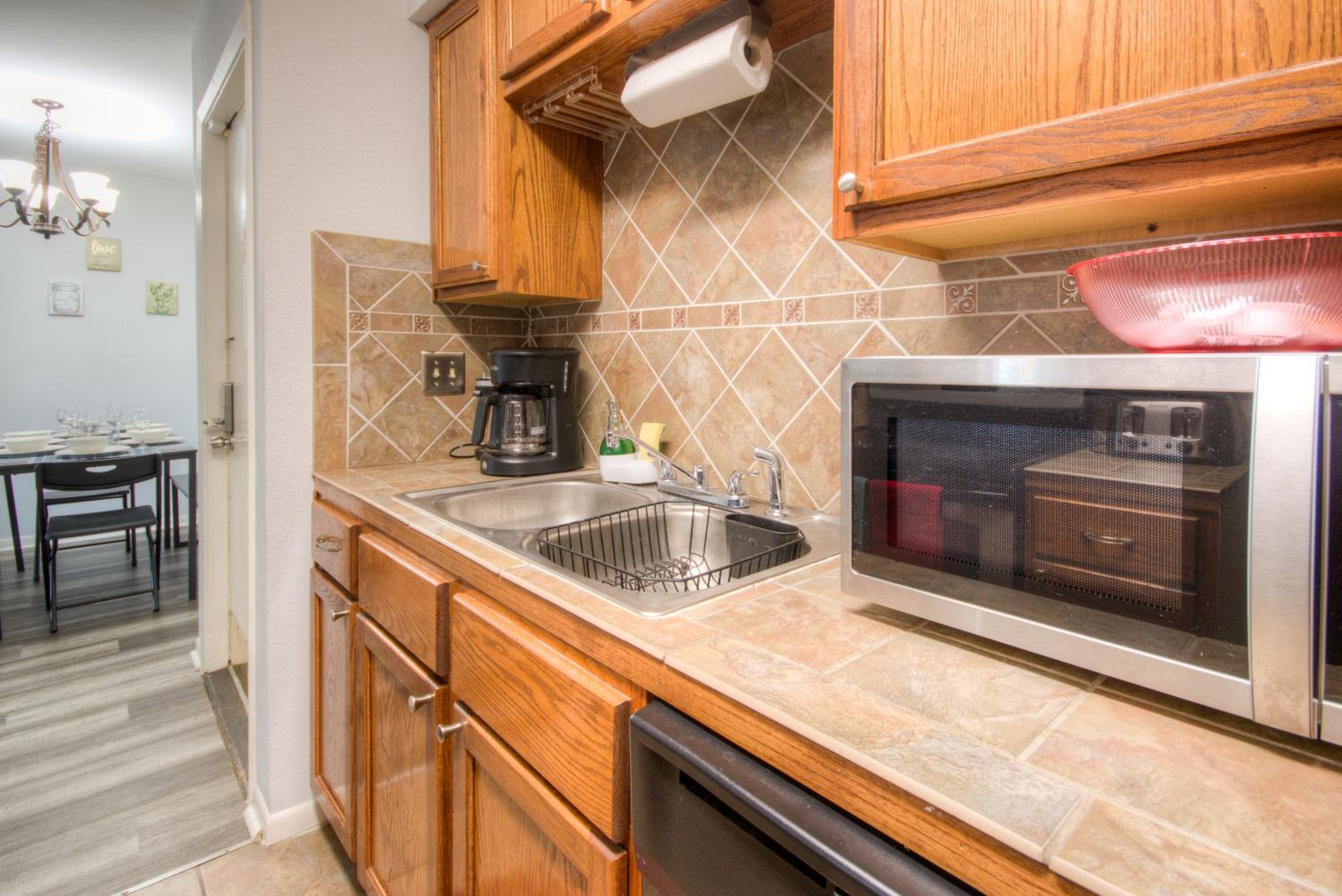 Three-Bedroom Apartment - Photo 37