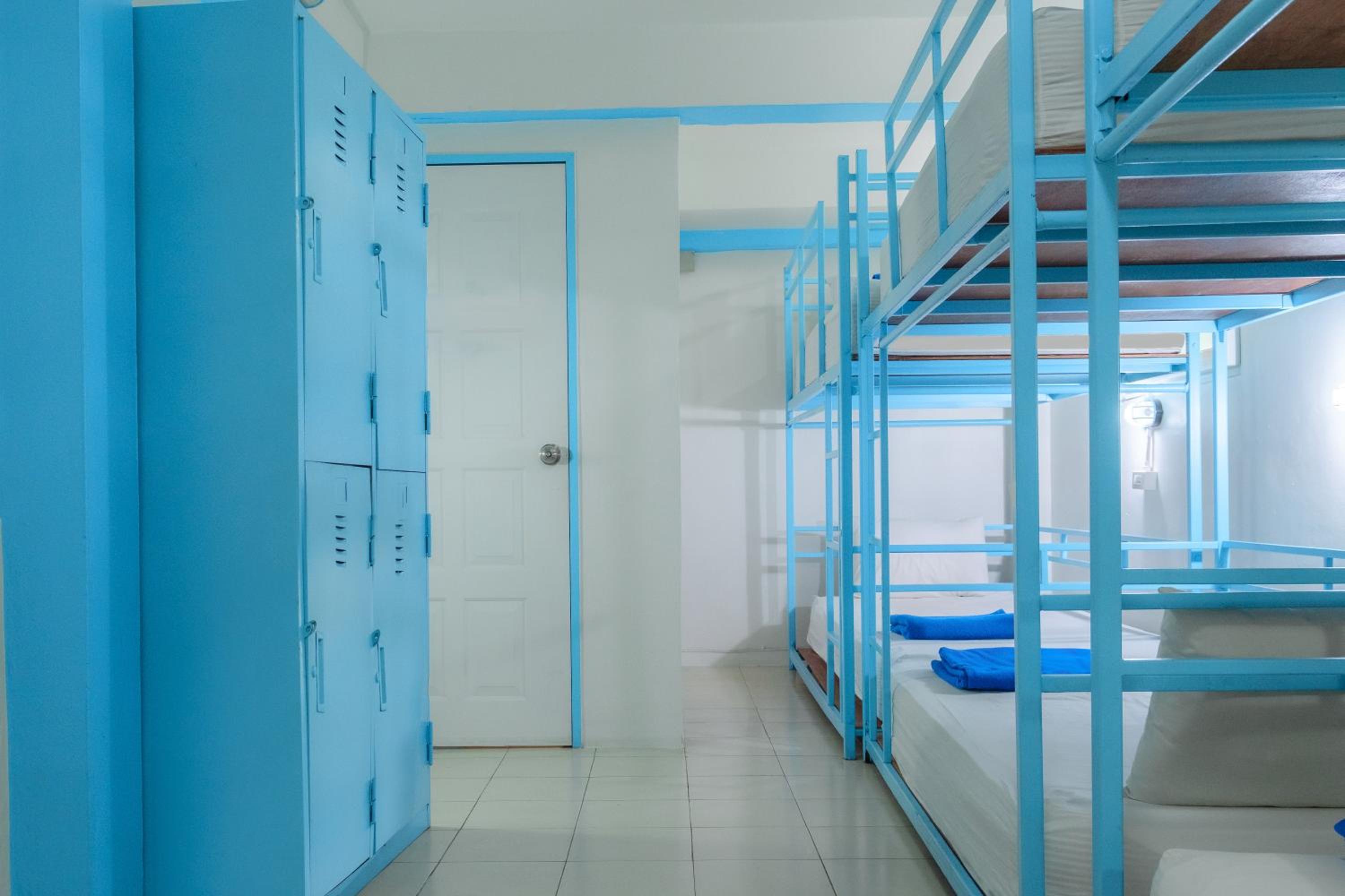 Bed in 6-Bed Mixed Dormitory Room photo 3