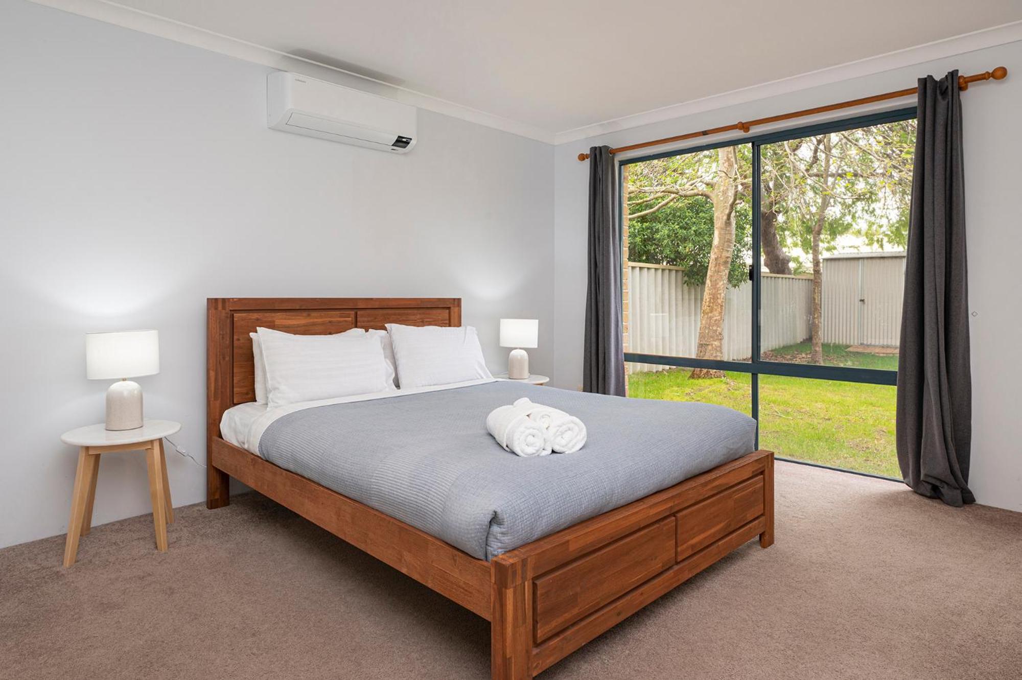 Four-Bedroom House photo 2