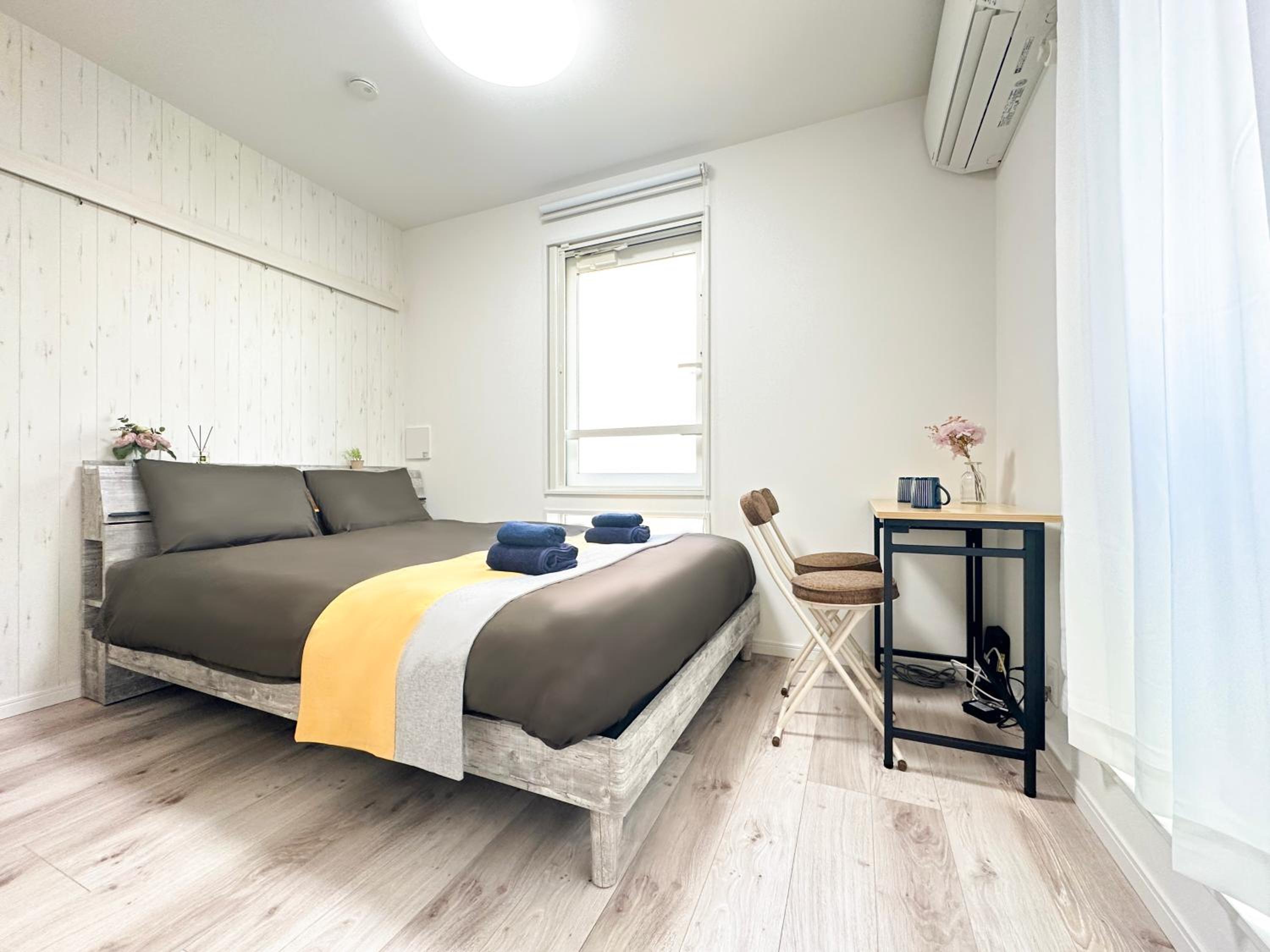 One-Bedroom Apartment photo 2