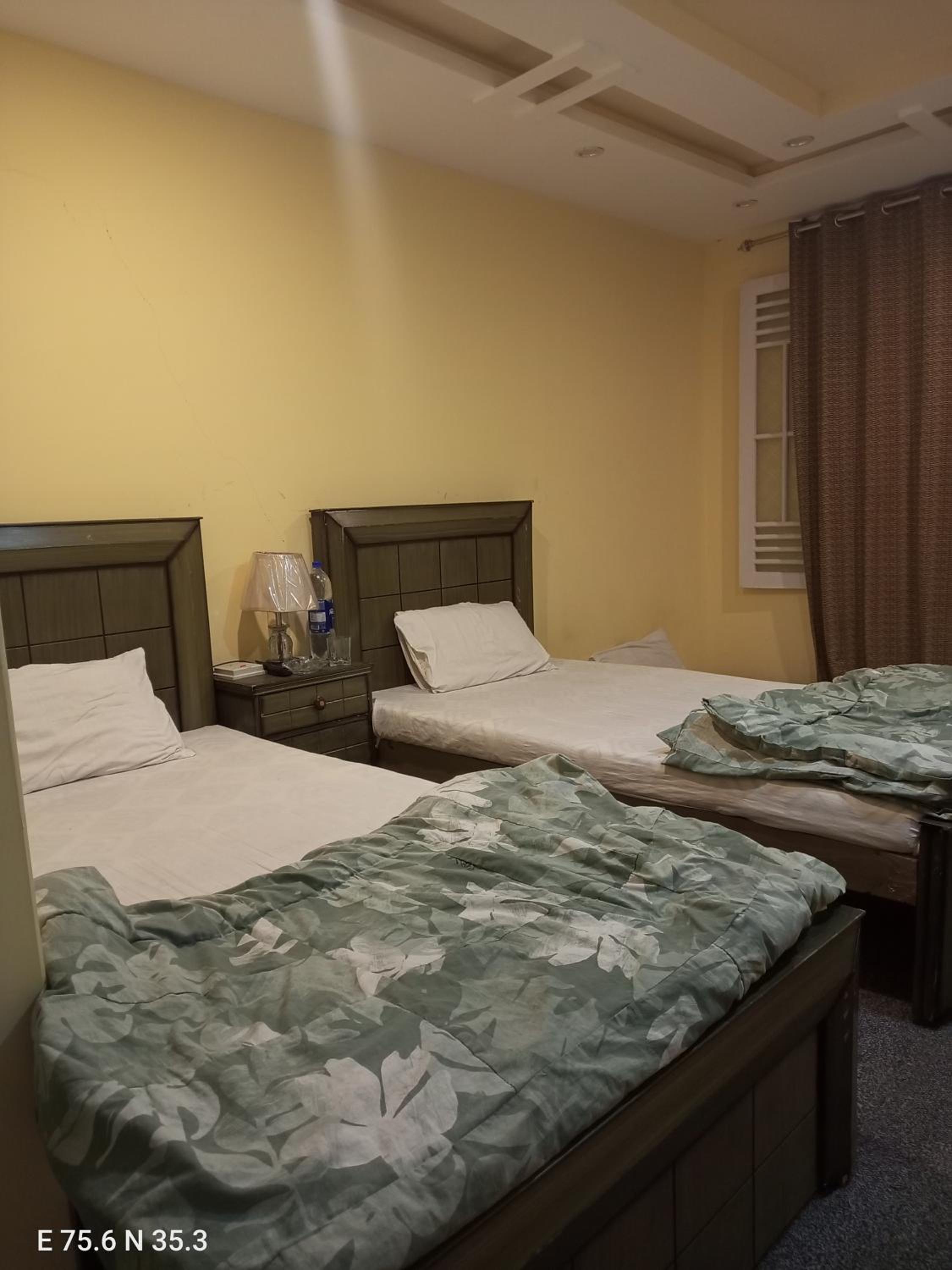 Standard Twin Room with Mountain View photo 3