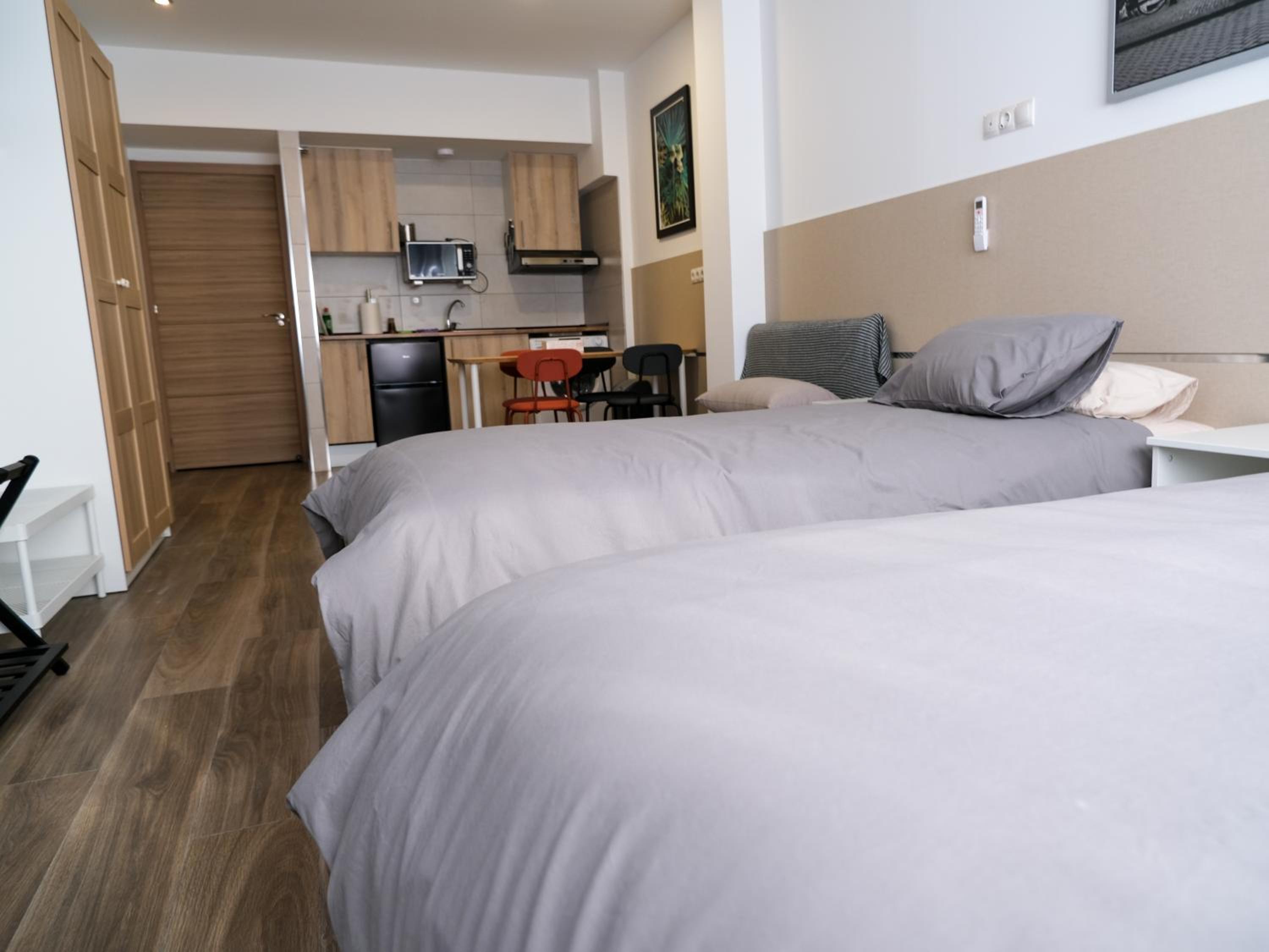 Estudio con sofá cama