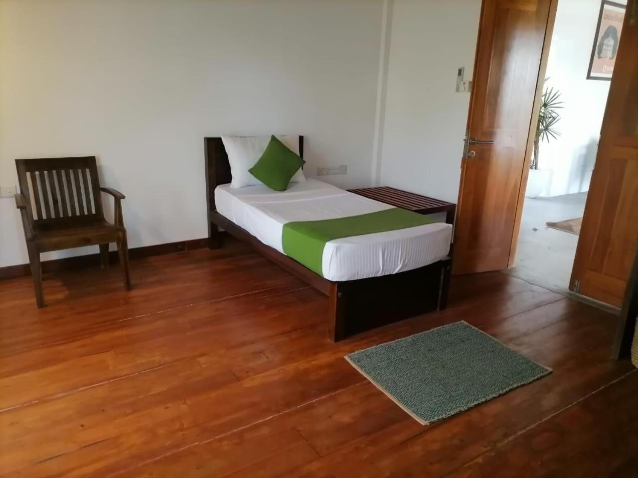 Deluxe Single Room