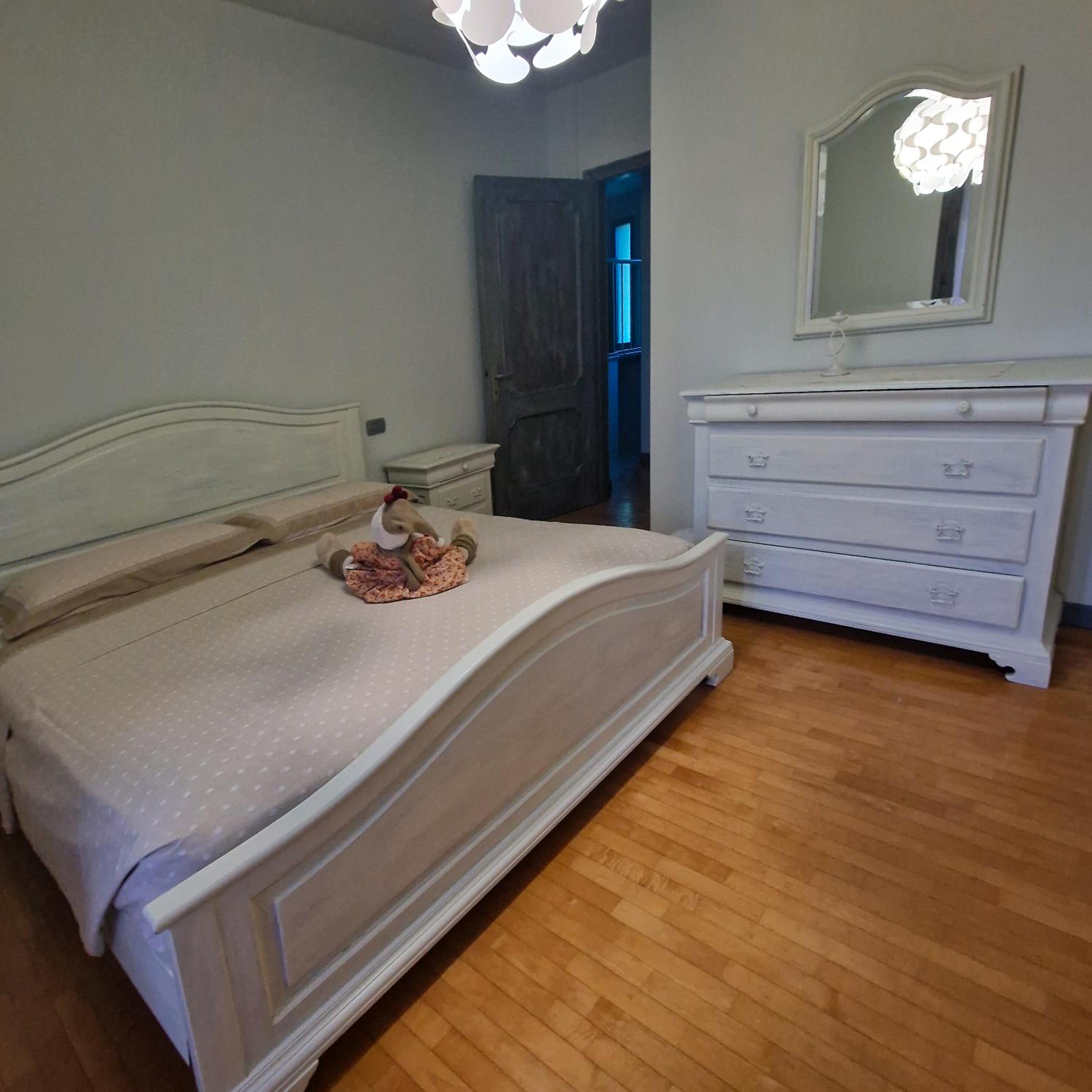Double Room with Shared Bathroom photo 2