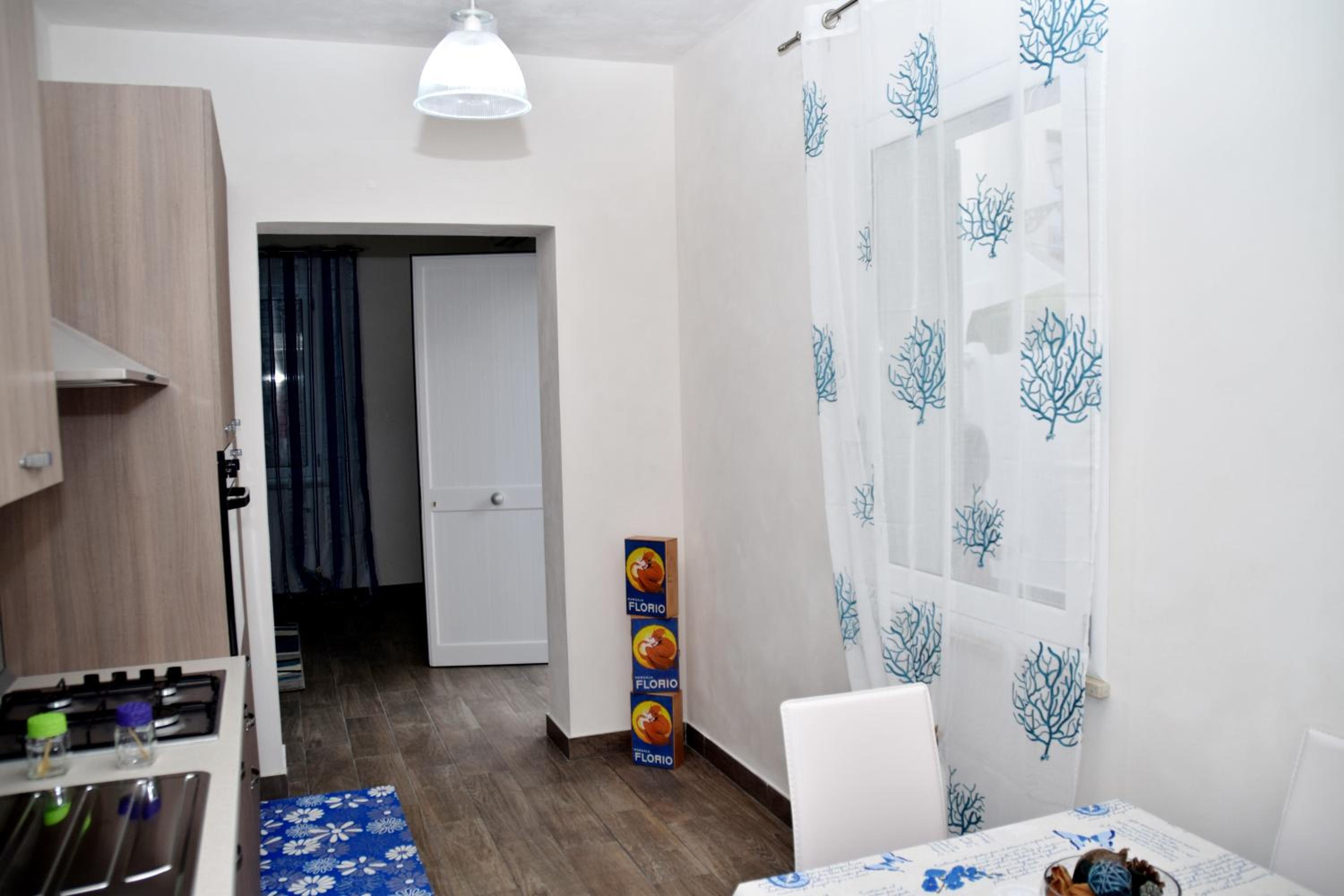 Two-Bedroom House photo 2