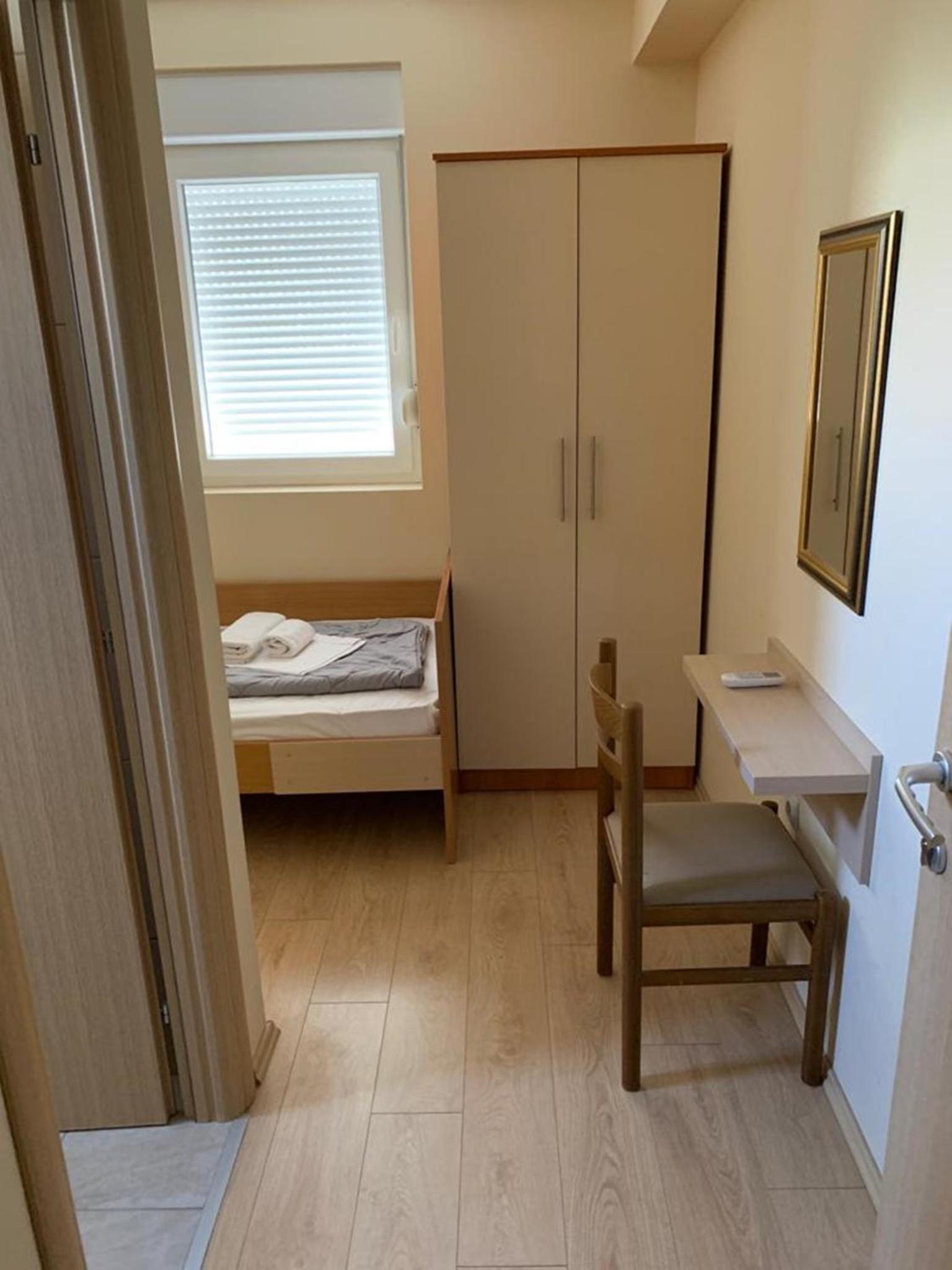 Single Room photo 1
