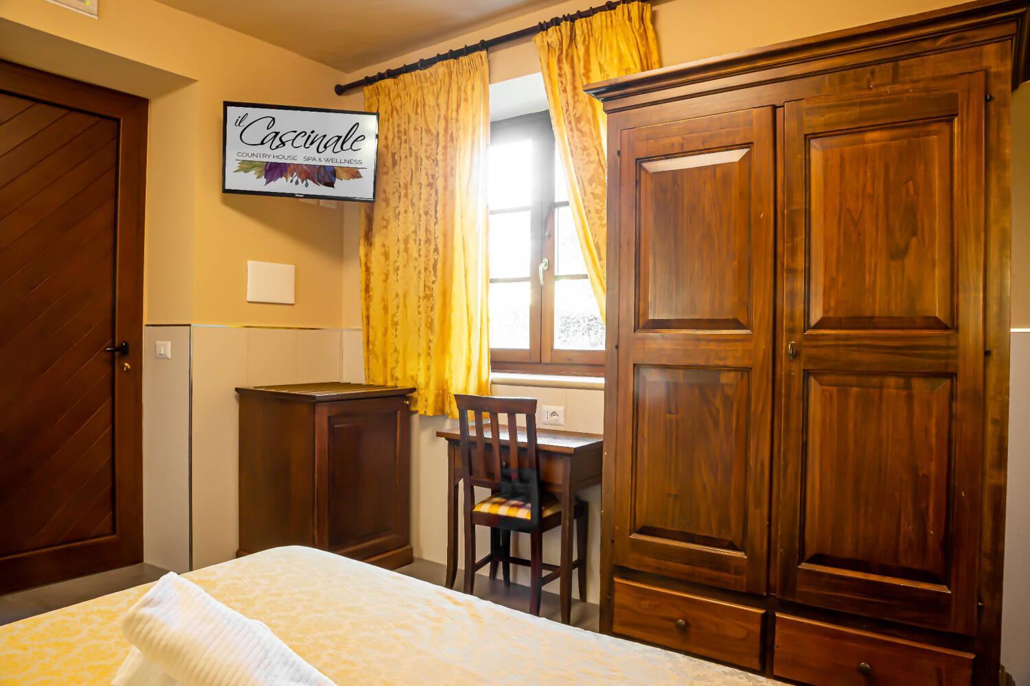 Double Room - Photo 7