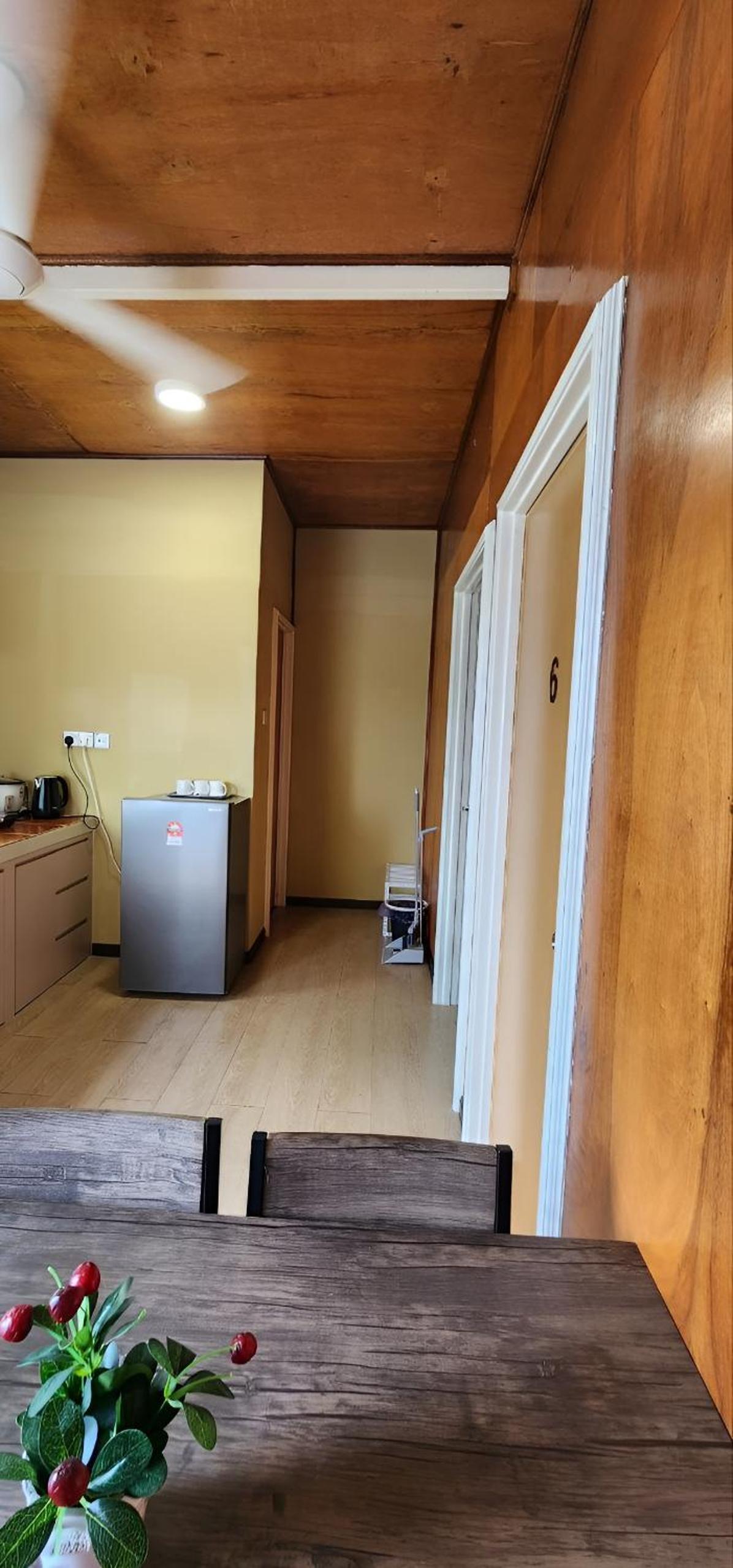 Double Room with Private Bathroom - Photo 4