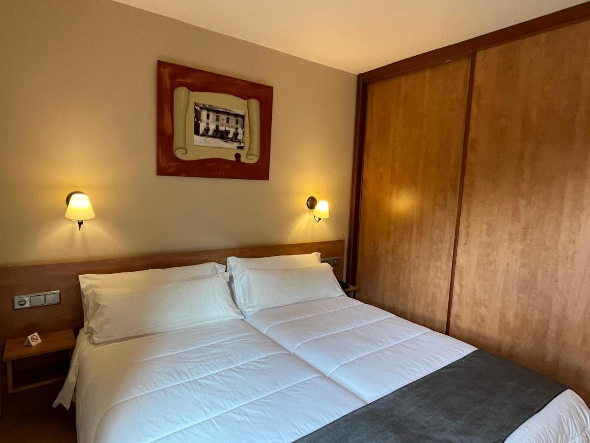 Triple Room (3 Adults) photo 2