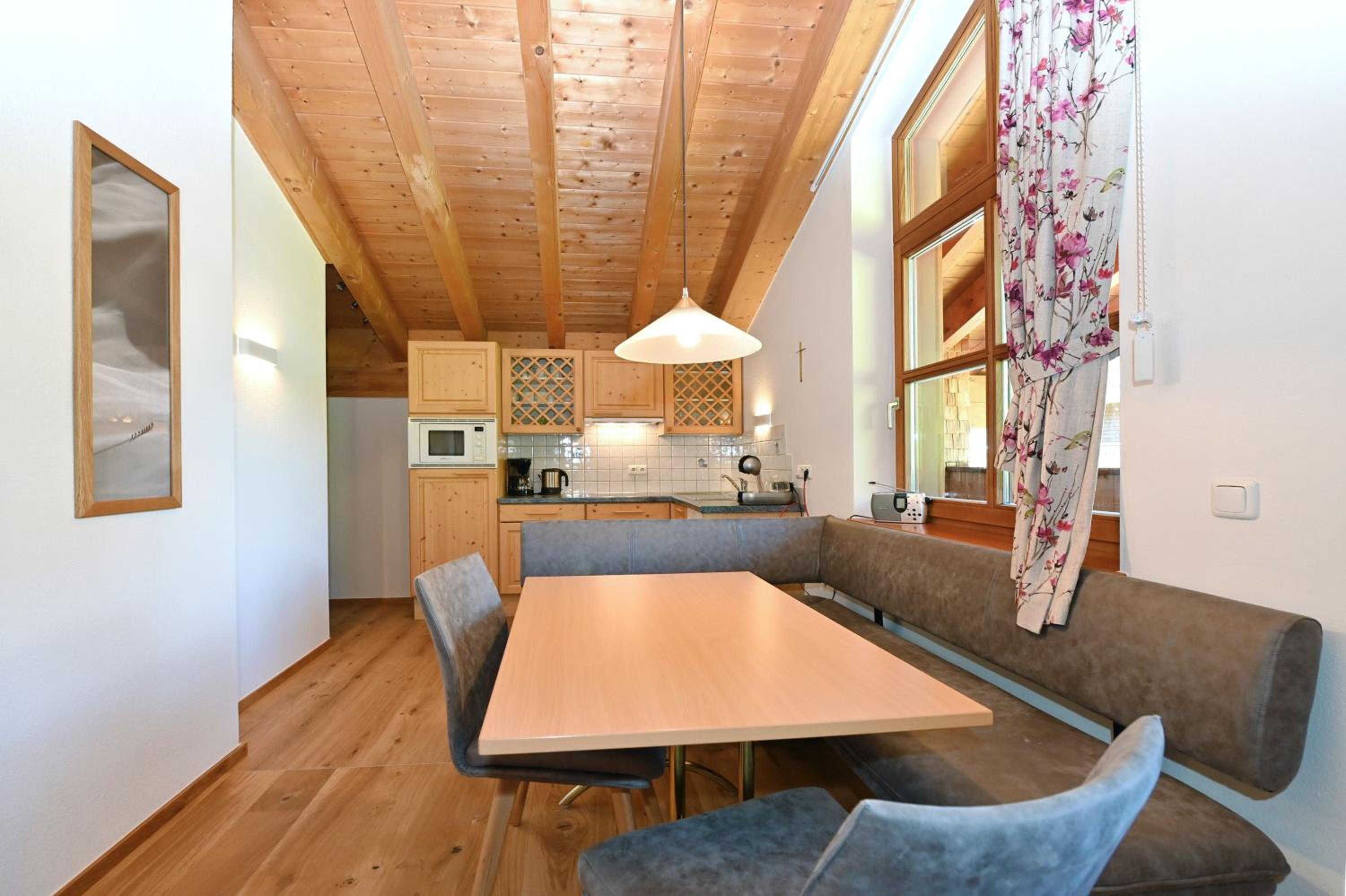 Apartment - Photo 2
