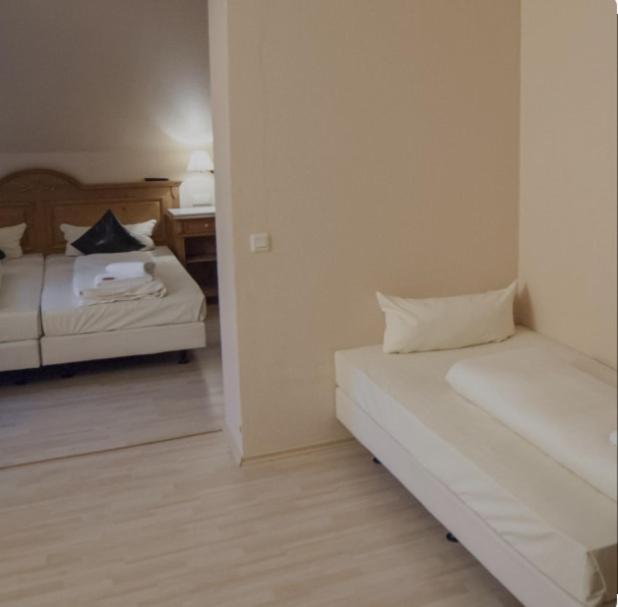 Comfort Triple Room photo 2