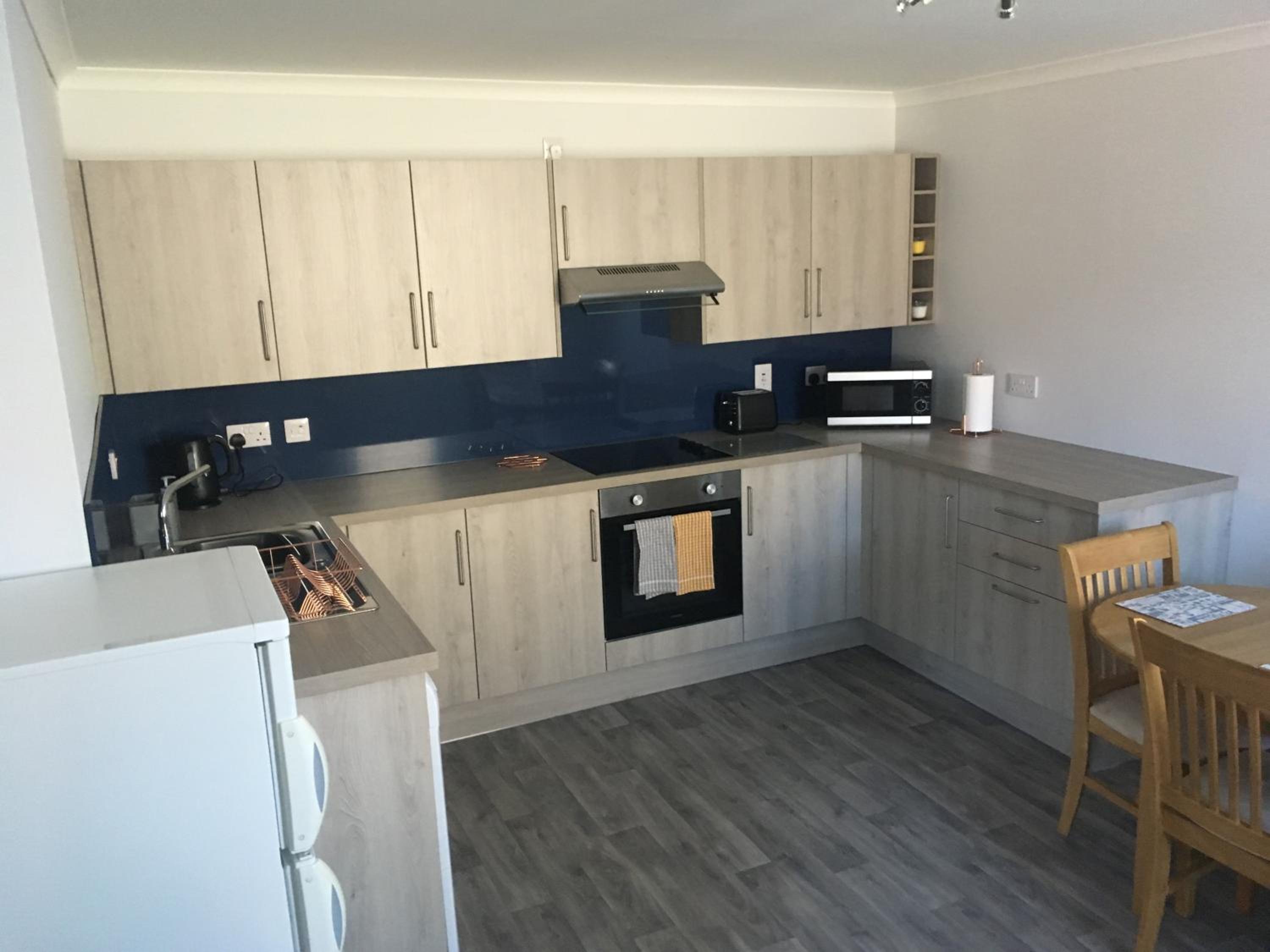 Two-Bedroom Apartment - Photo 9