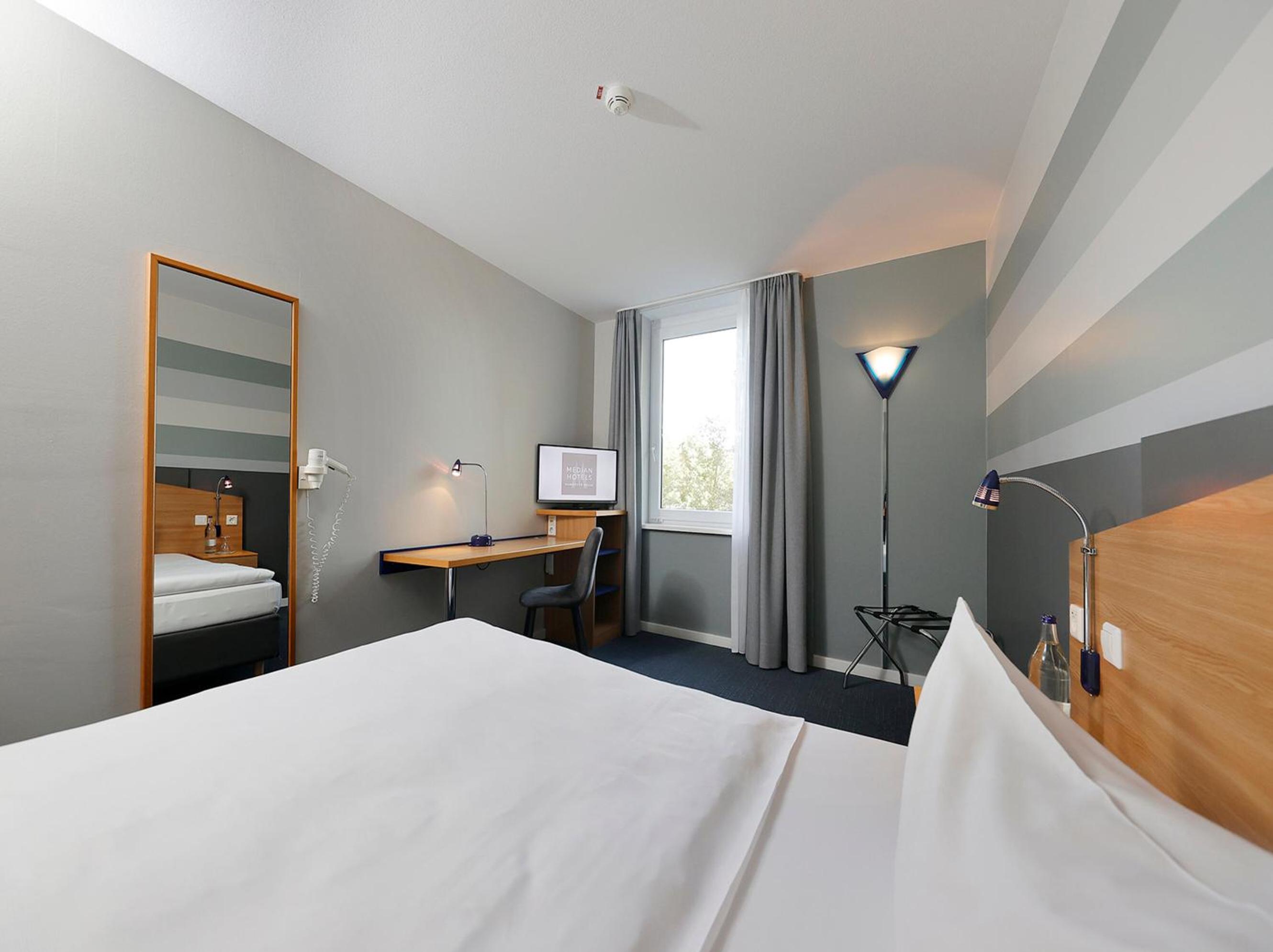 Double Room - Photo 7