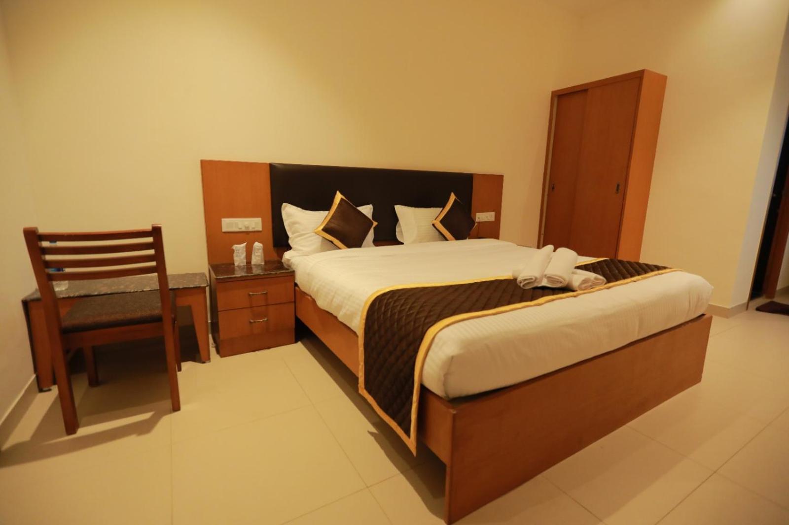 Deluxe Double Room - Photo 1