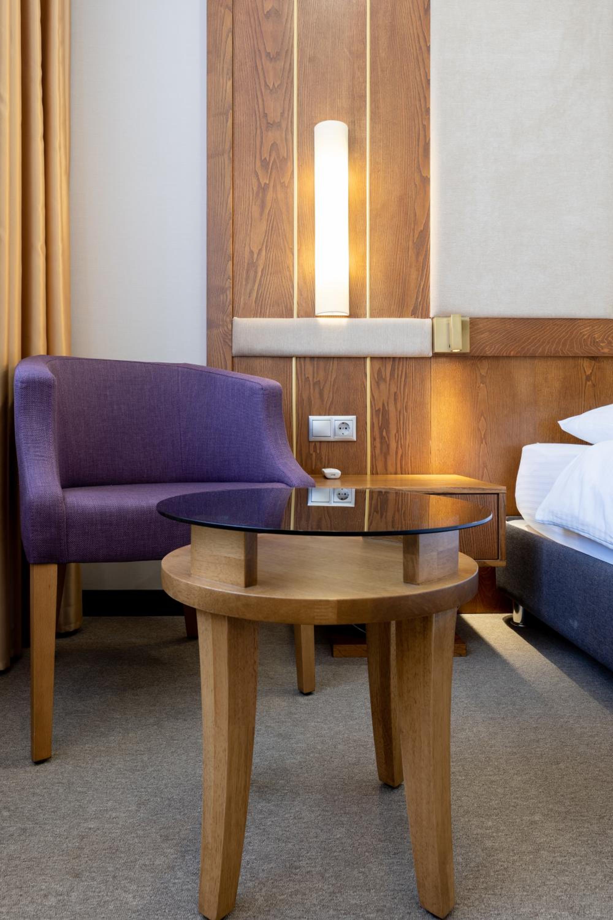 Double Room - Photo 11