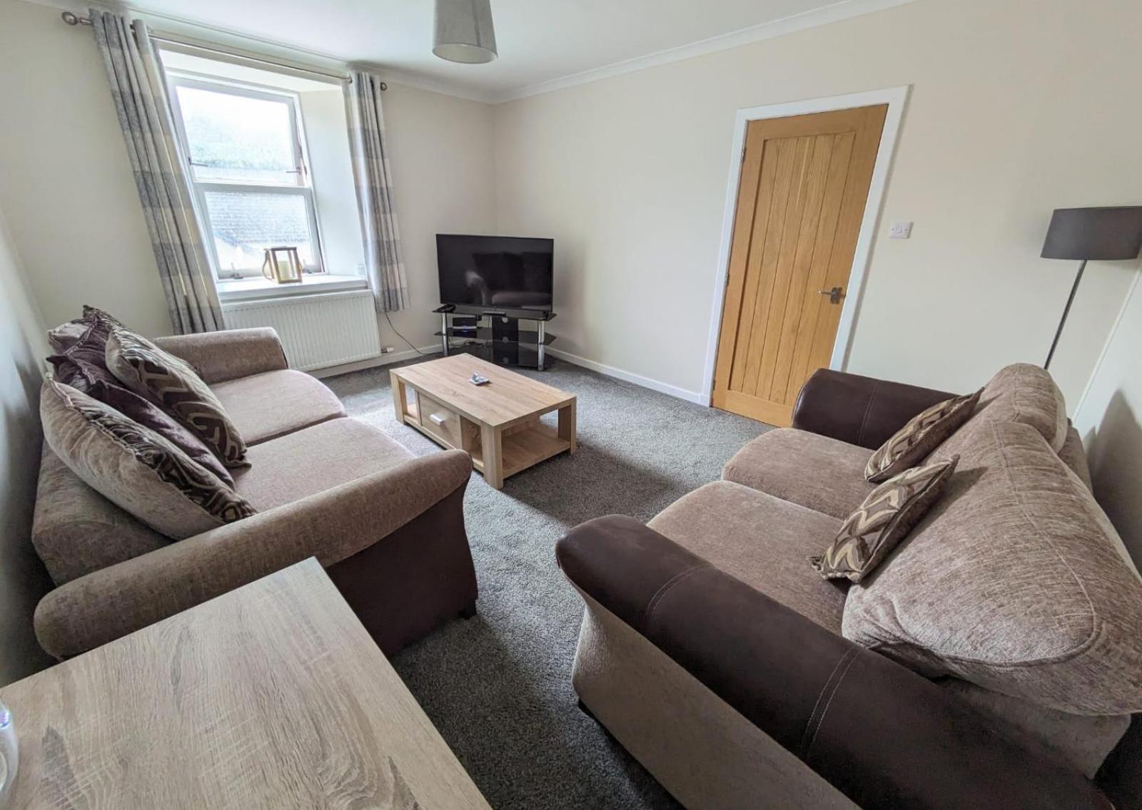 Two-Bedroom Apartment - Photo 18