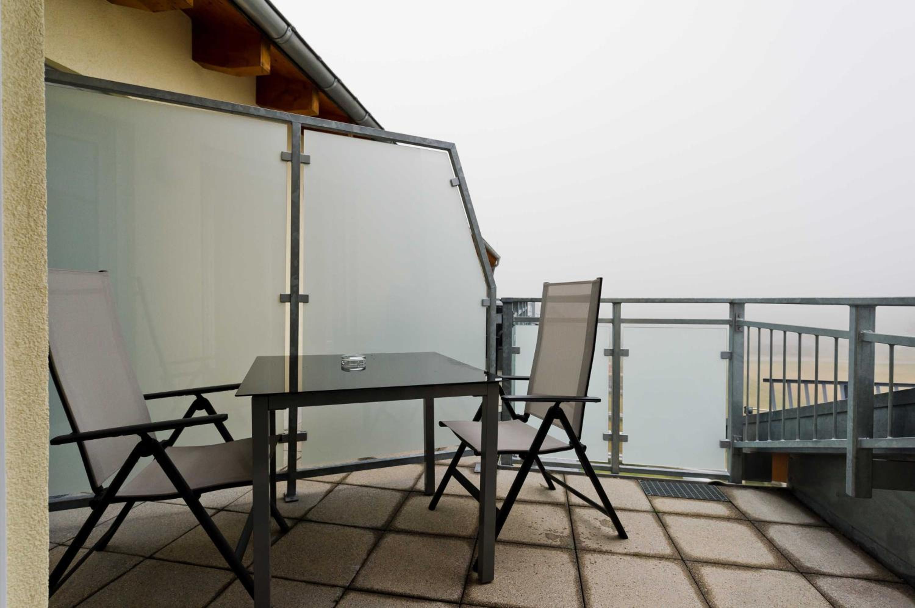 One-Bedroom Apartment with Balcony photo 2