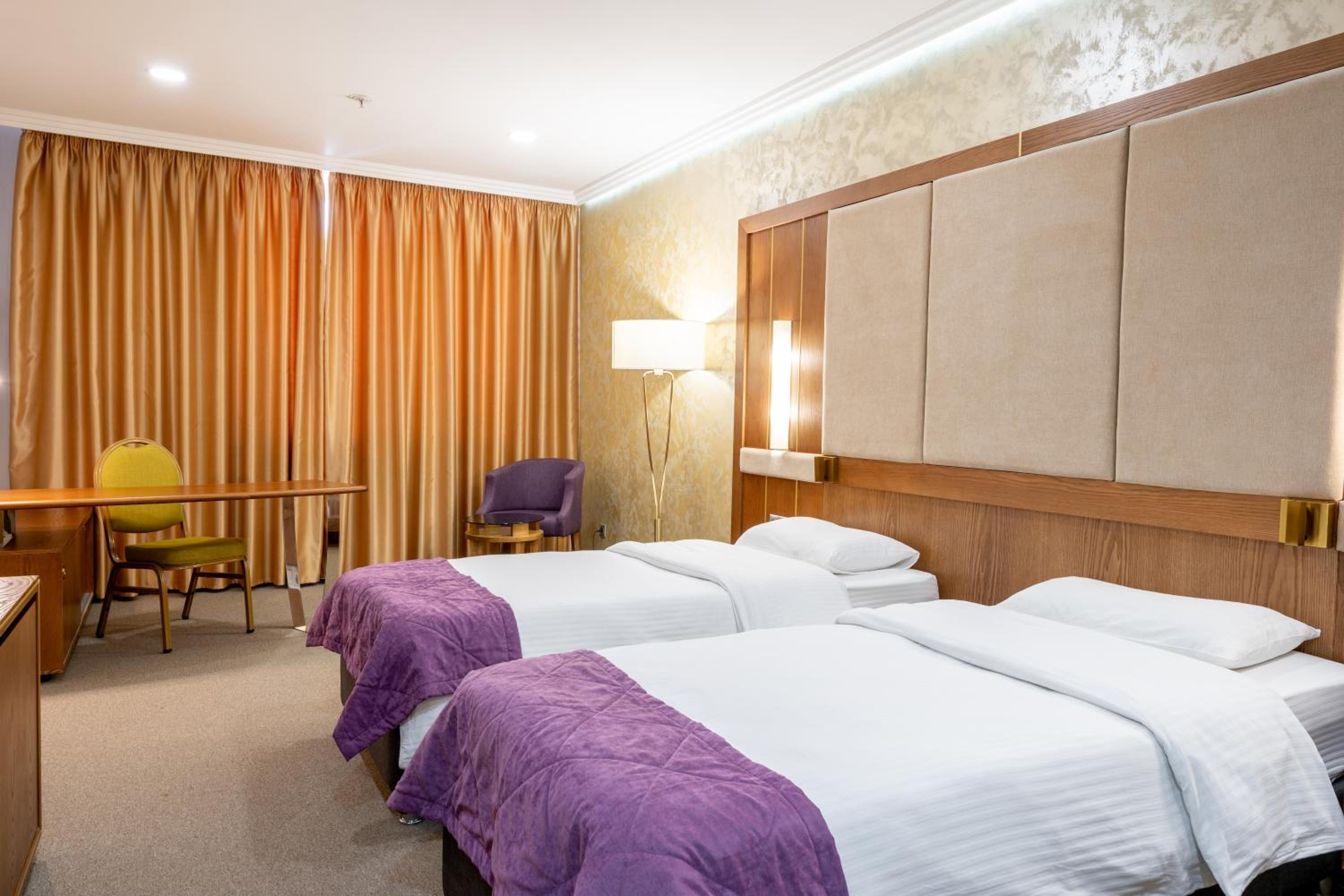 Twin Room - Photo 3