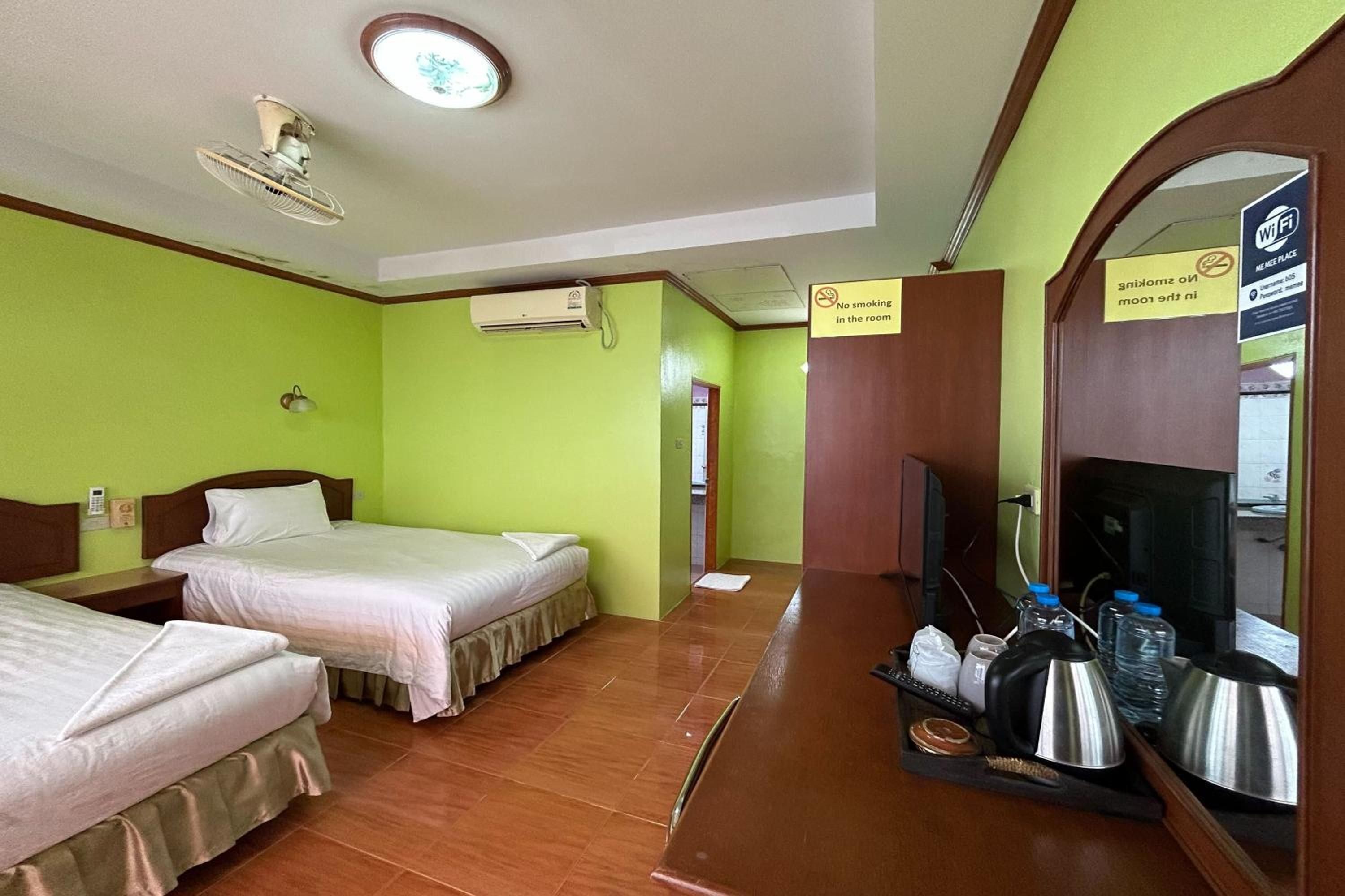 Standard Twin Room photo 1