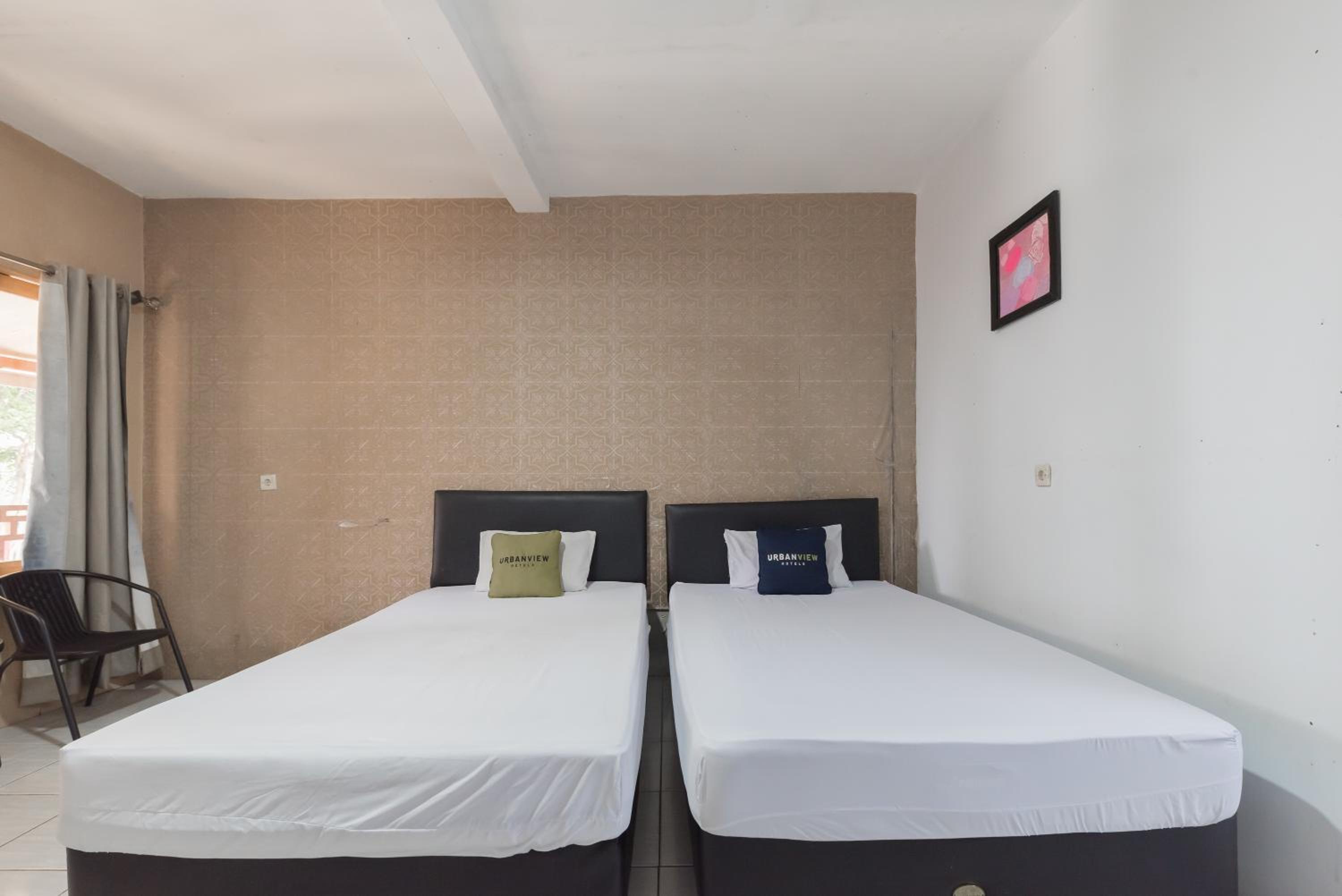 Delxue Twin Room - Photo 4