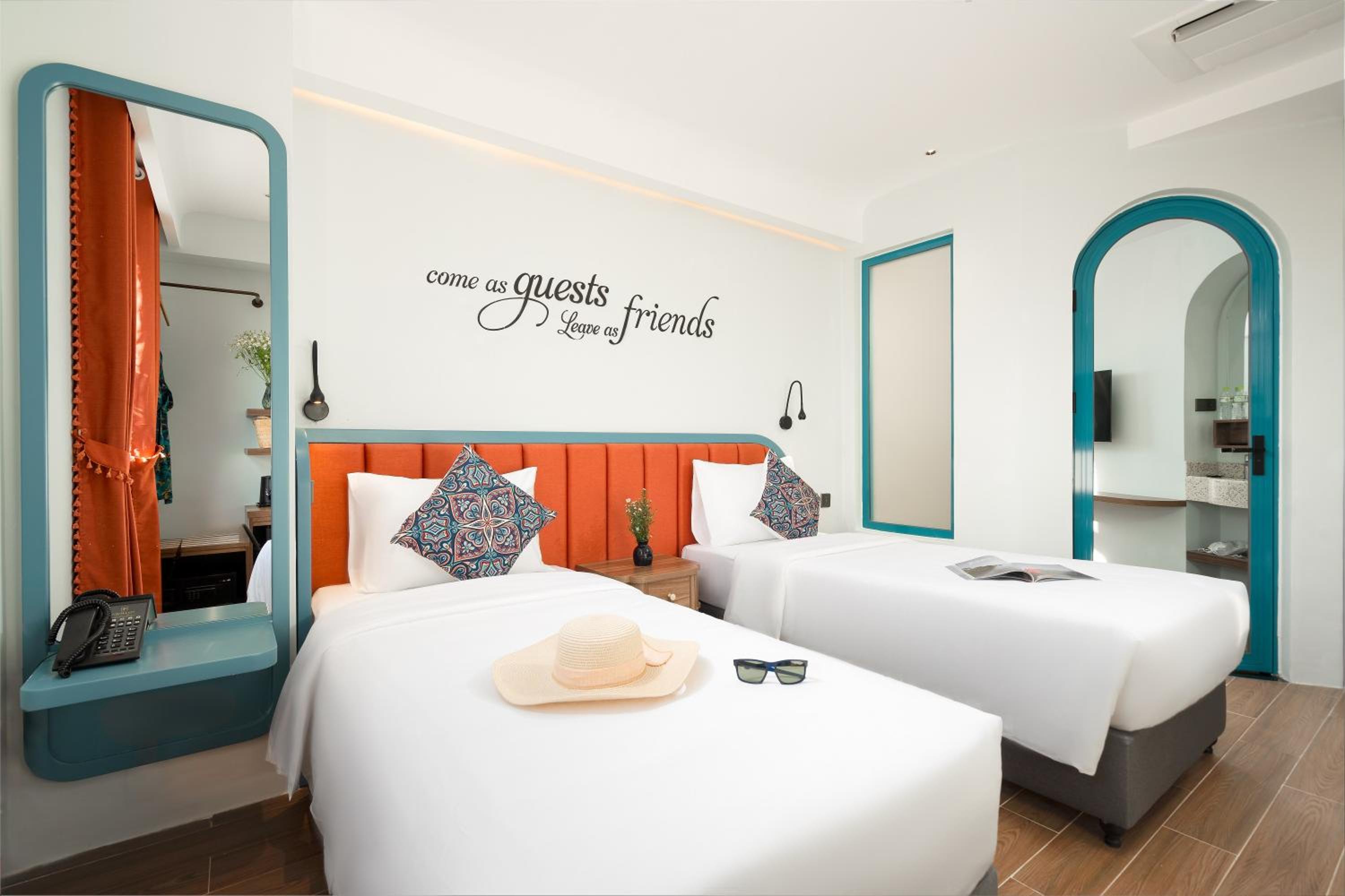 Superior Double or Twin Room with Mountain View - Photo 3
