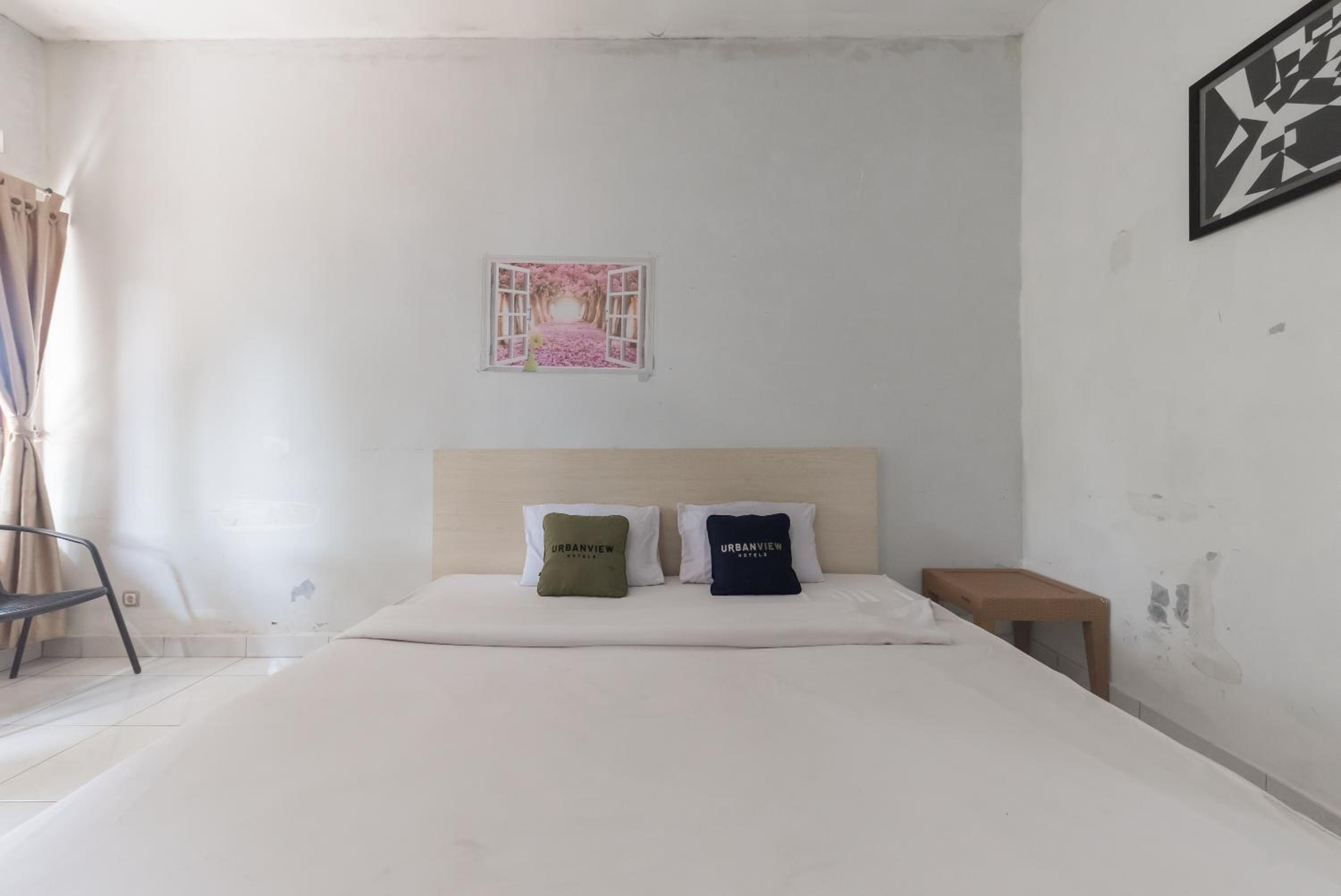 Standard Double Room - Photo 6
