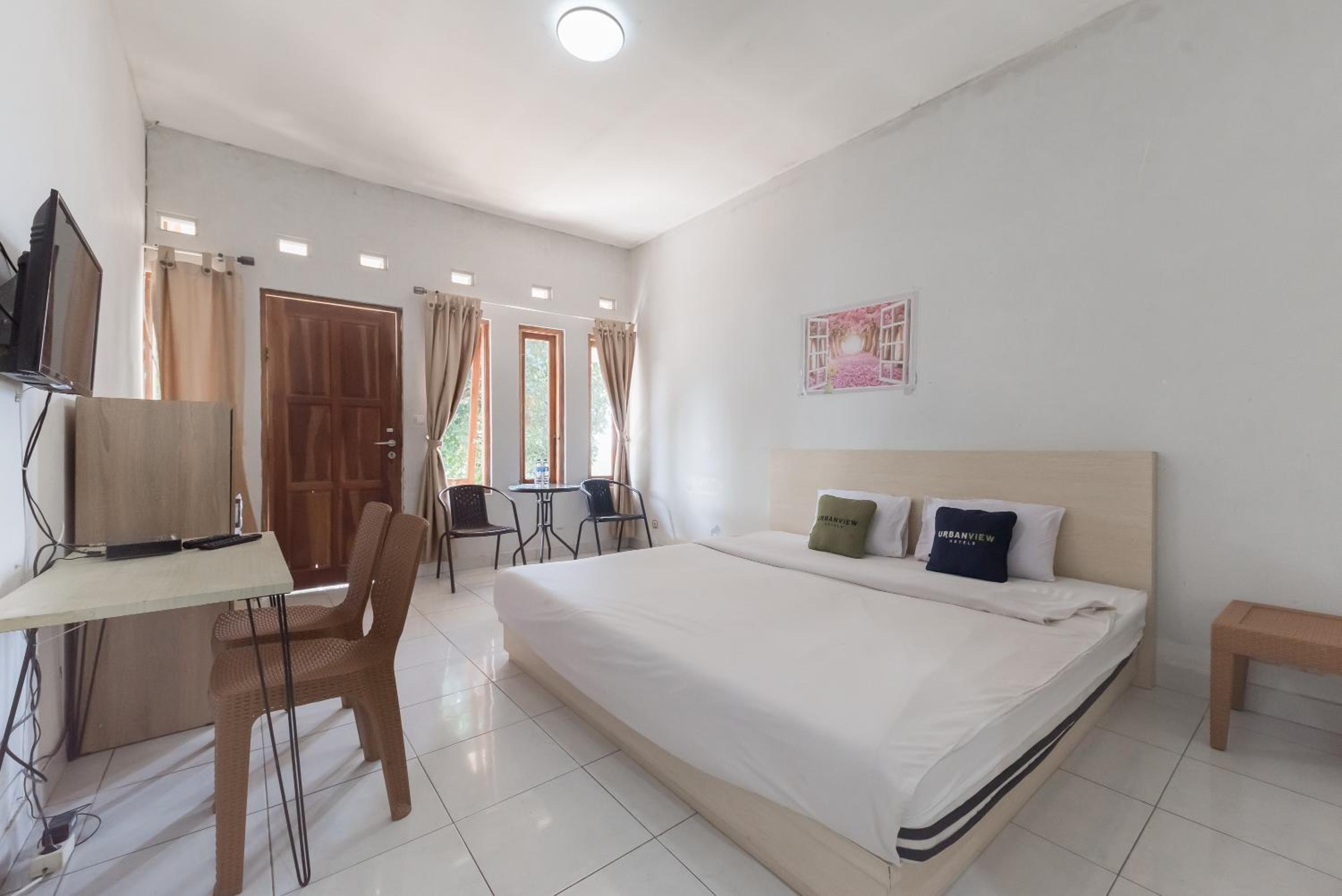 Standard Double Room - Photo 5