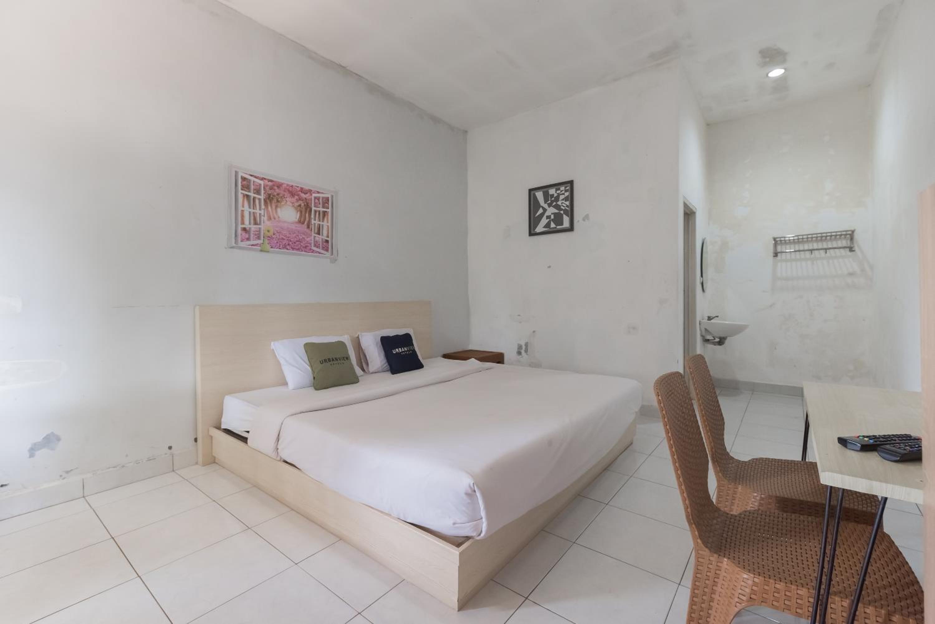 Standard Double Room - Photo 1