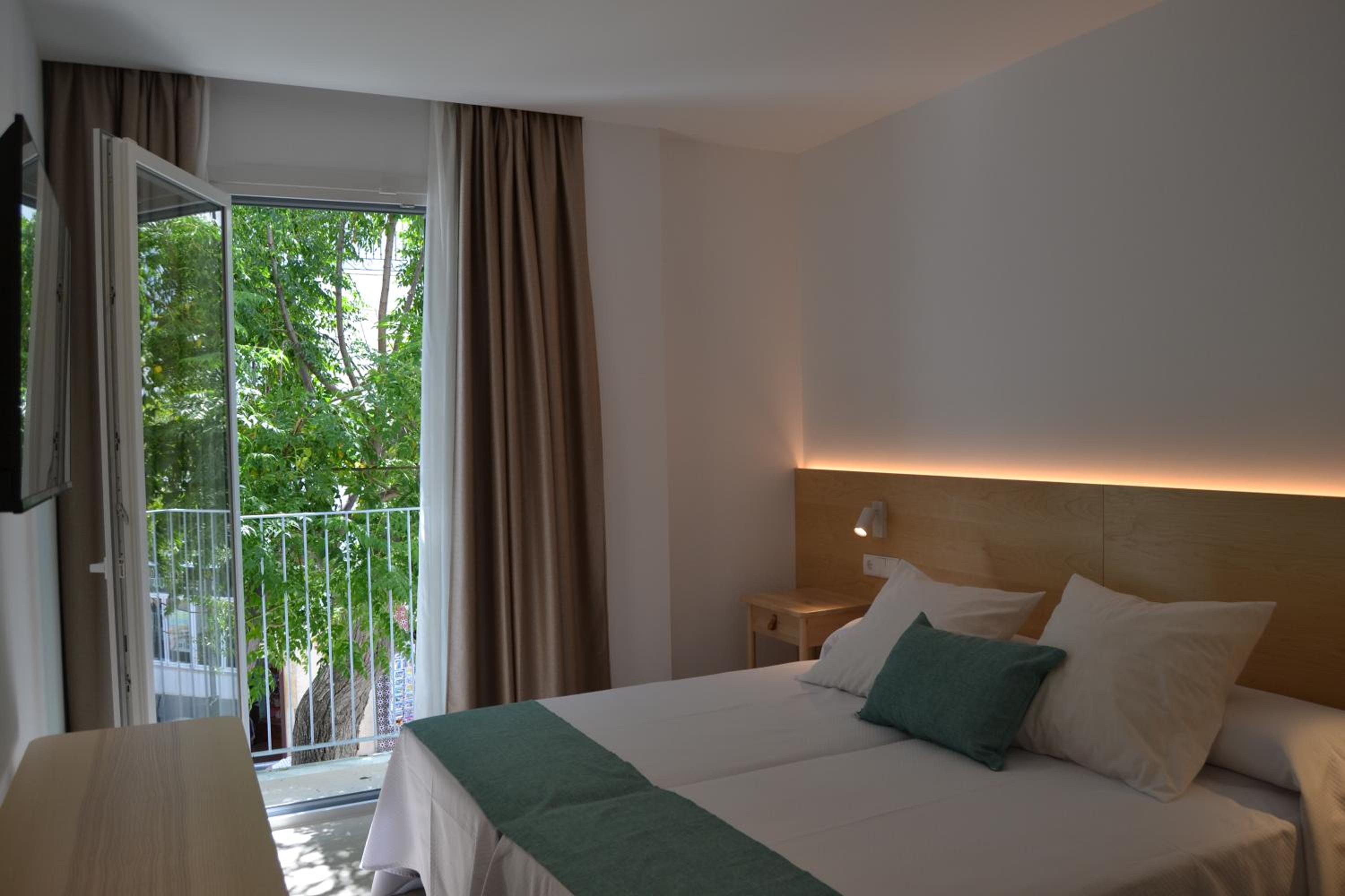 Habitación Doble o Twin con Balcón