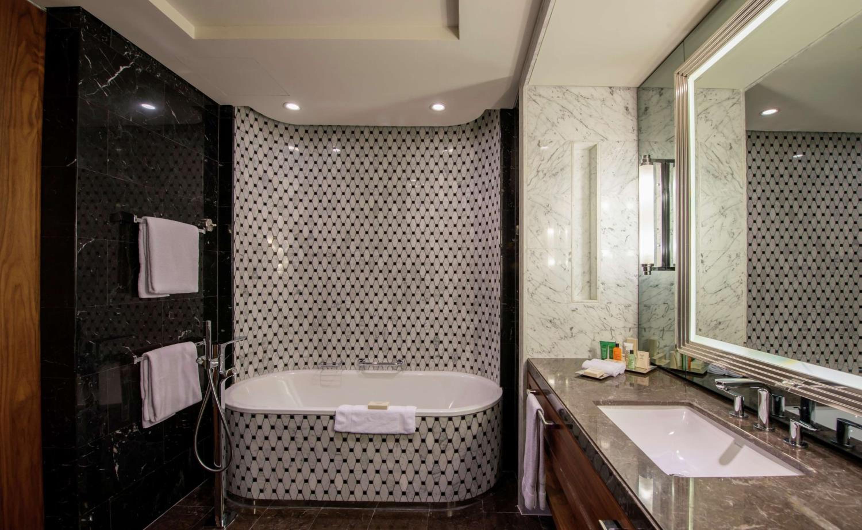 2 Bedroom Family Suite with Bosphorus View