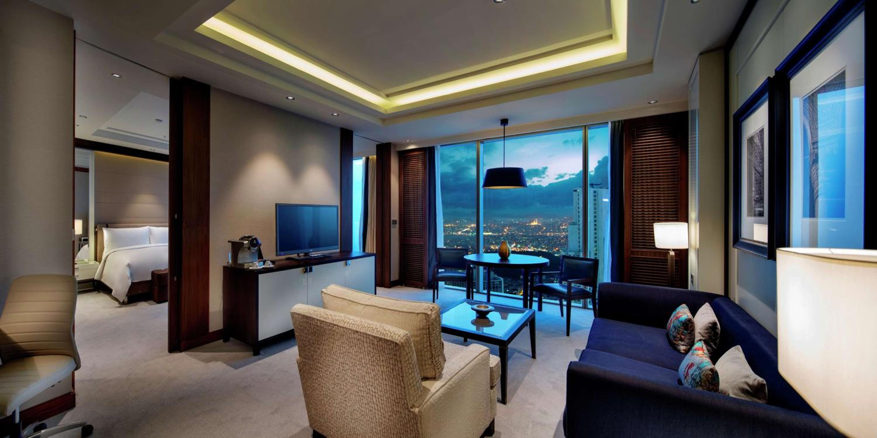 2 Bedroom Family Suite with Bosphorus View