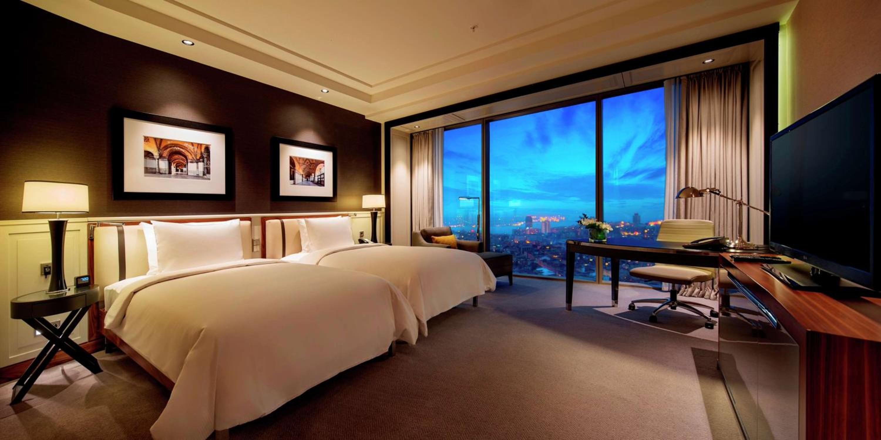 2 Bedroom Family Suite with Bosphorus View
