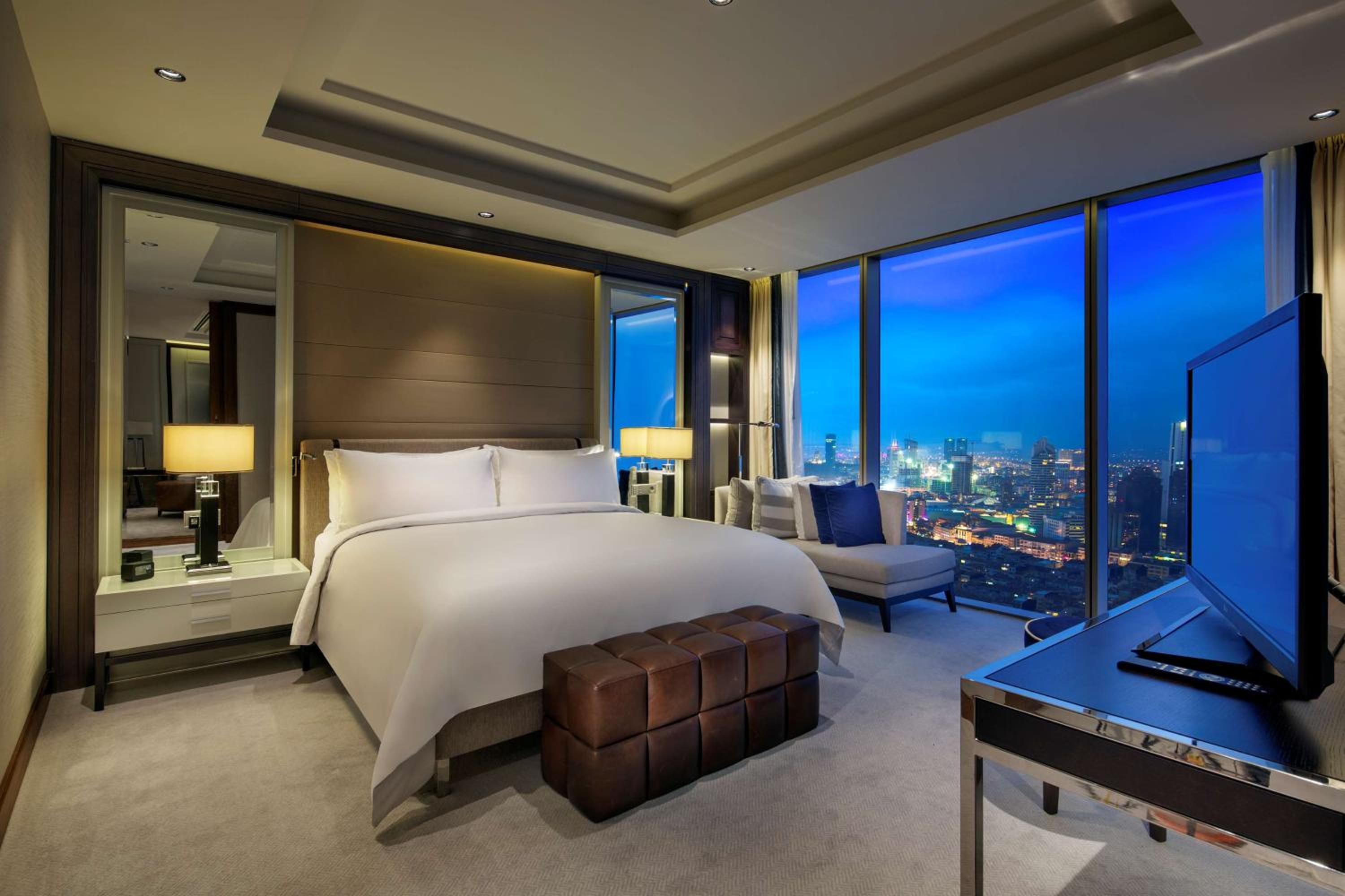 King Bomonti Suite with Executive Lounge Access