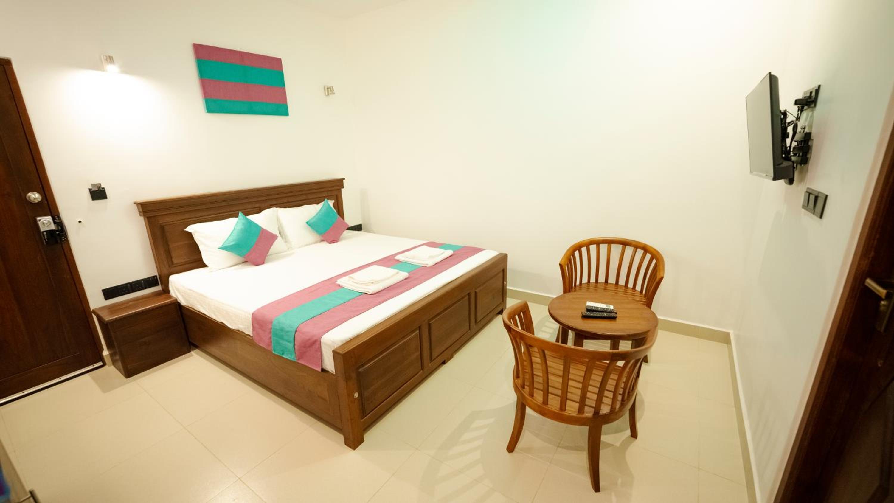 Deluxe Double Room - Photo 7