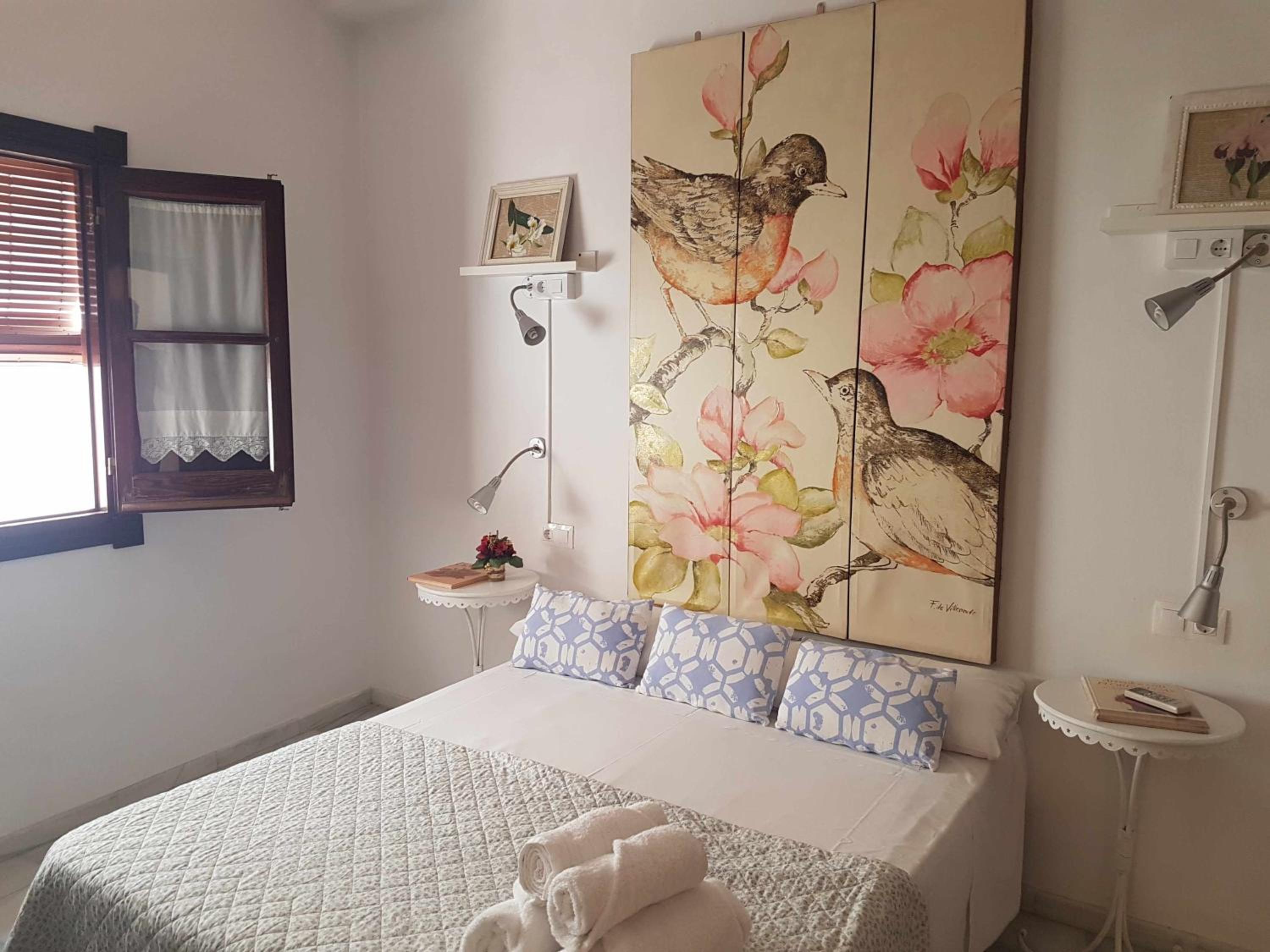 Double Room with Private Bathroom - Photo 1