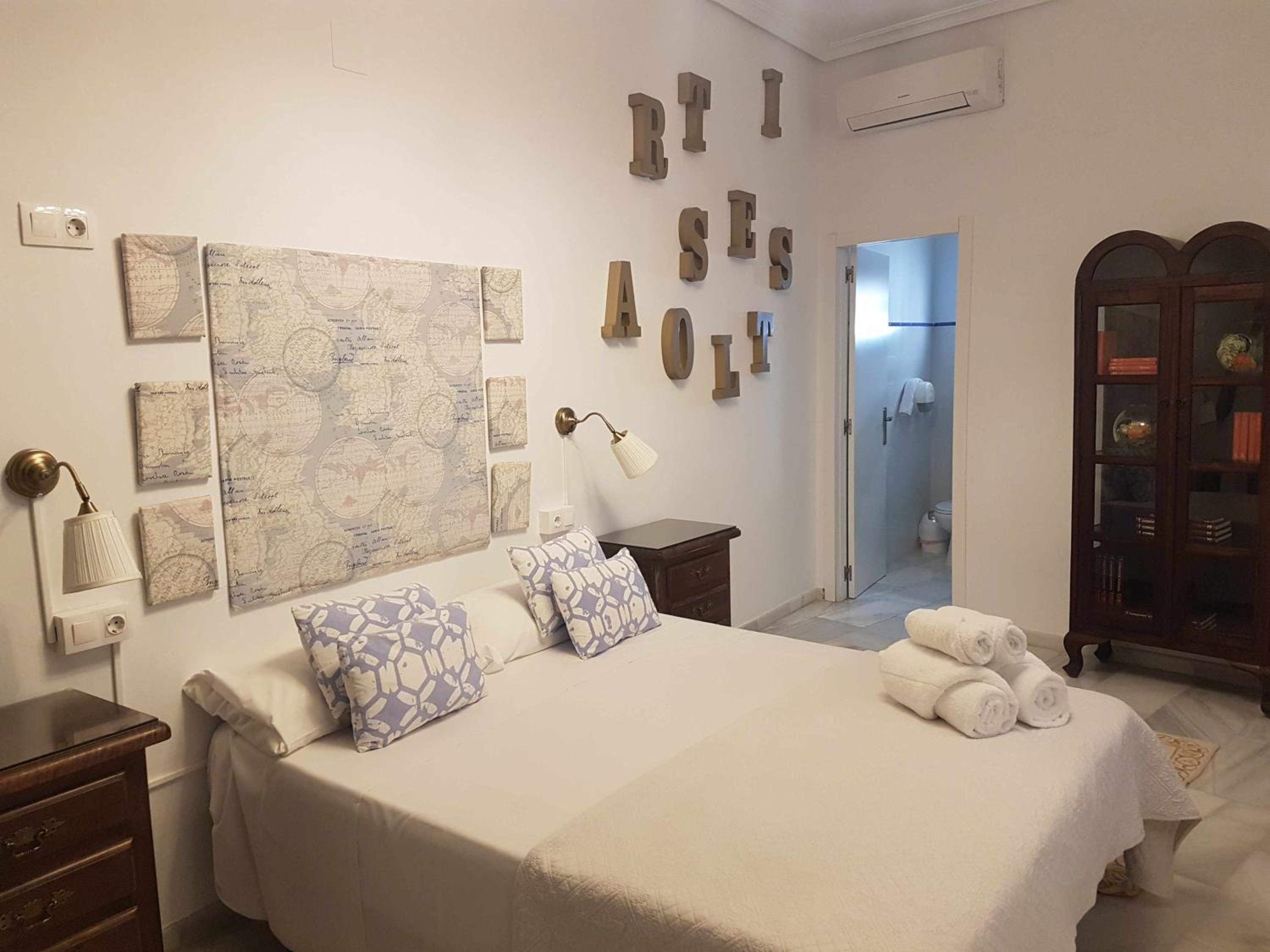 Double Room - Photo 1