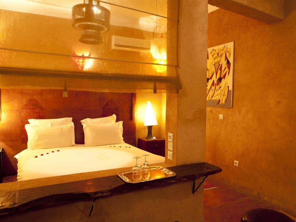 Twin Room with Private Bathroom